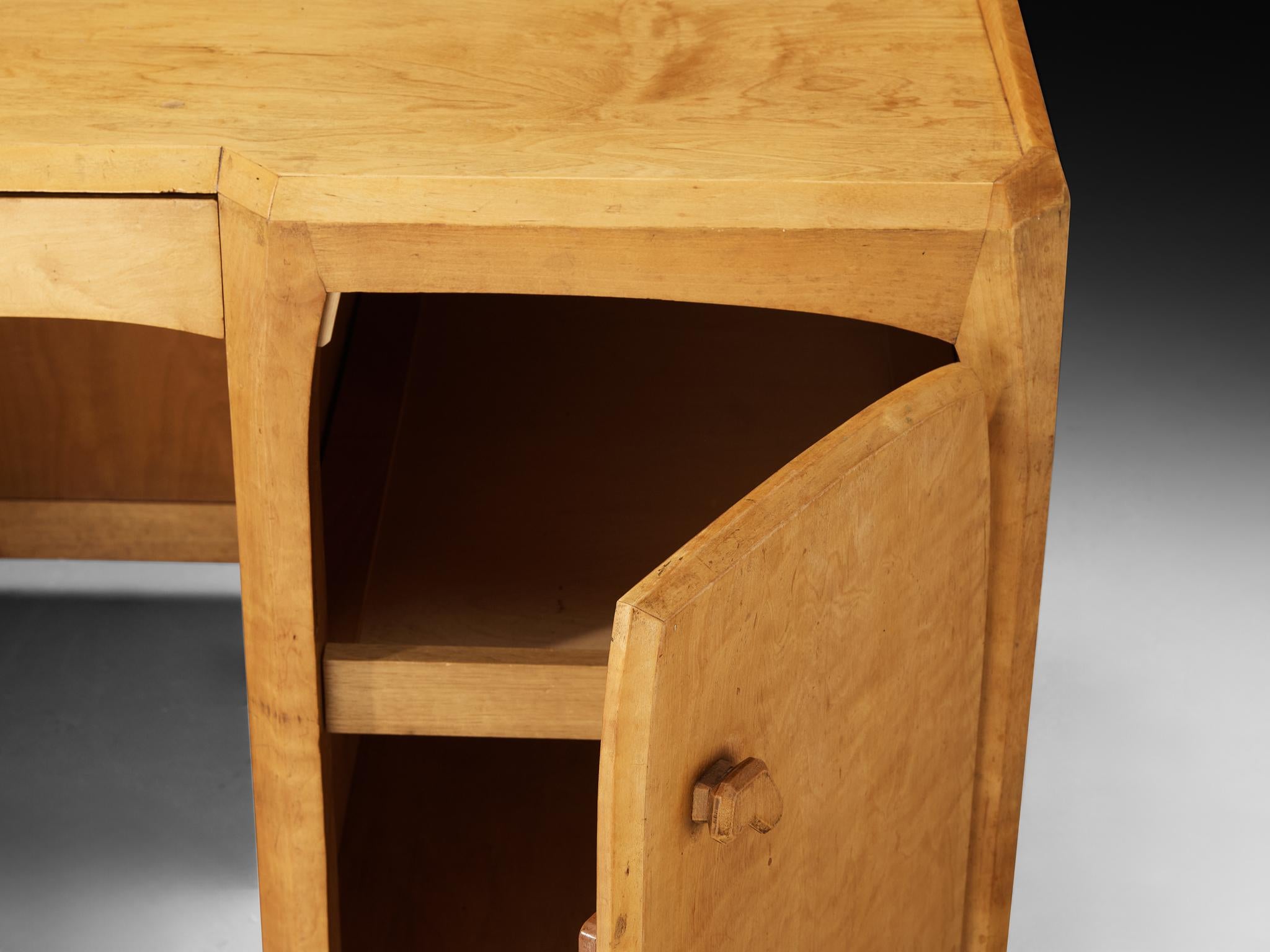 Dornach School Anthroposophical Desk in Birch, circa 1930 In Good Condition For Sale In Waalwijk, NL