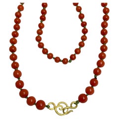 DOROTA LASAK Collar de cuentas de coral de oro de 22 quilates
