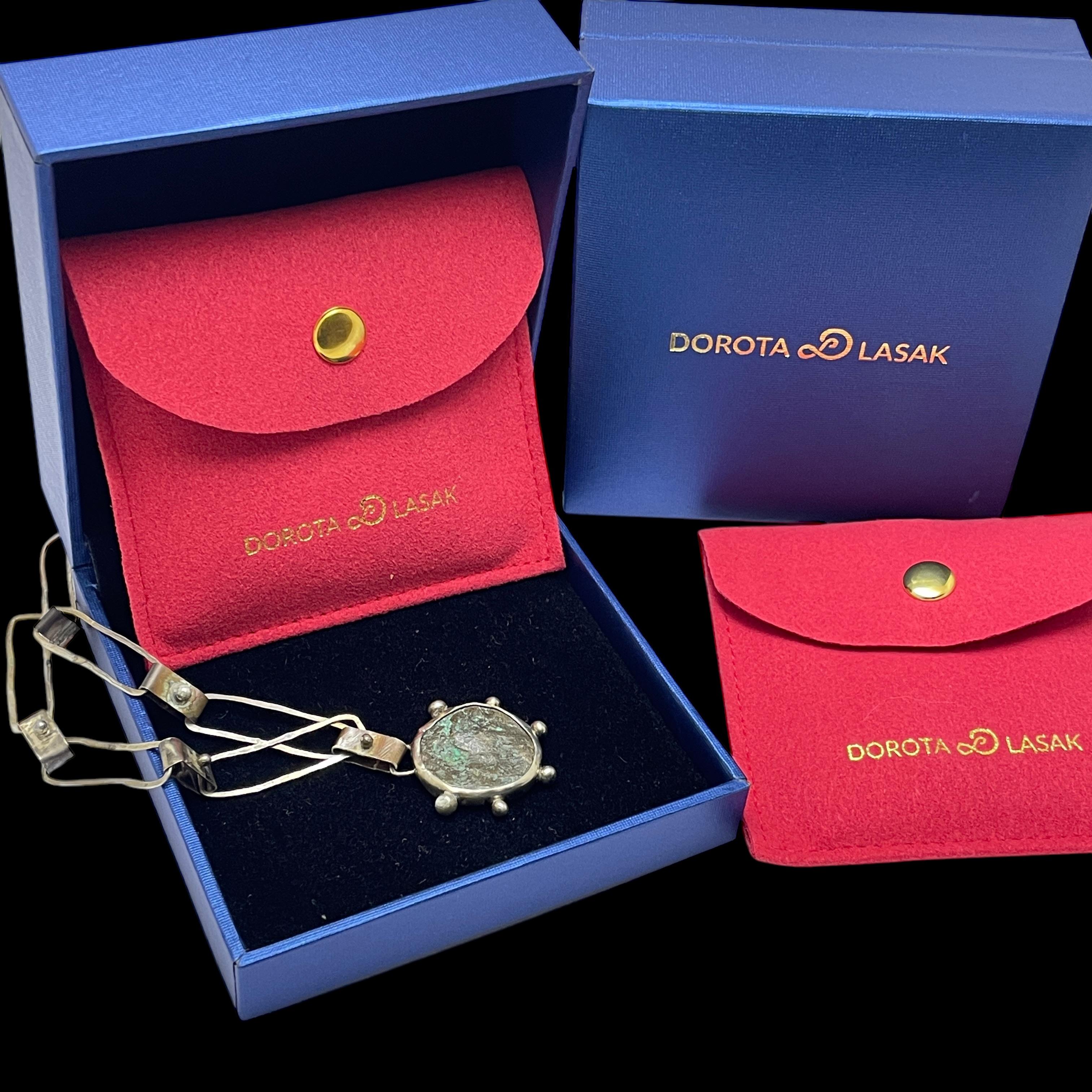 da uomo o donna DOROTA LASAK collana di monete antiche in argento sterling in vendita