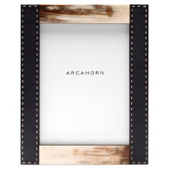 Dorotea Picture Frame in Pebbled Leather & Corno Italiano, Mod. 4463 Dorotea Picture Frame in Pebbled Leather & Corno Italiano, Mod. 4463