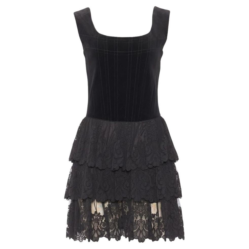 Dorothée Bis - Mini robe à volants en velours et dentelle "Dark Romantic" - FW 1995 en vente