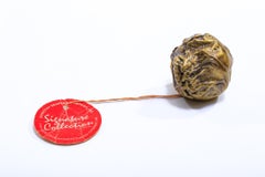 Poids en papier de chou en laiton Hollywood Regency avec étiquette de Dorothy Draper