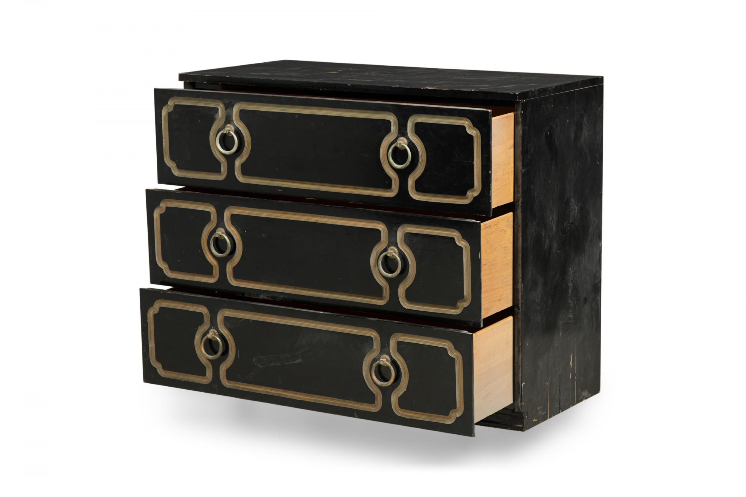 Dorothy Draper Mid-Century Amerikanische Kommode mit 3 Schubladen, Schwarz und Gold bemalt, Mid-Century (Messing)