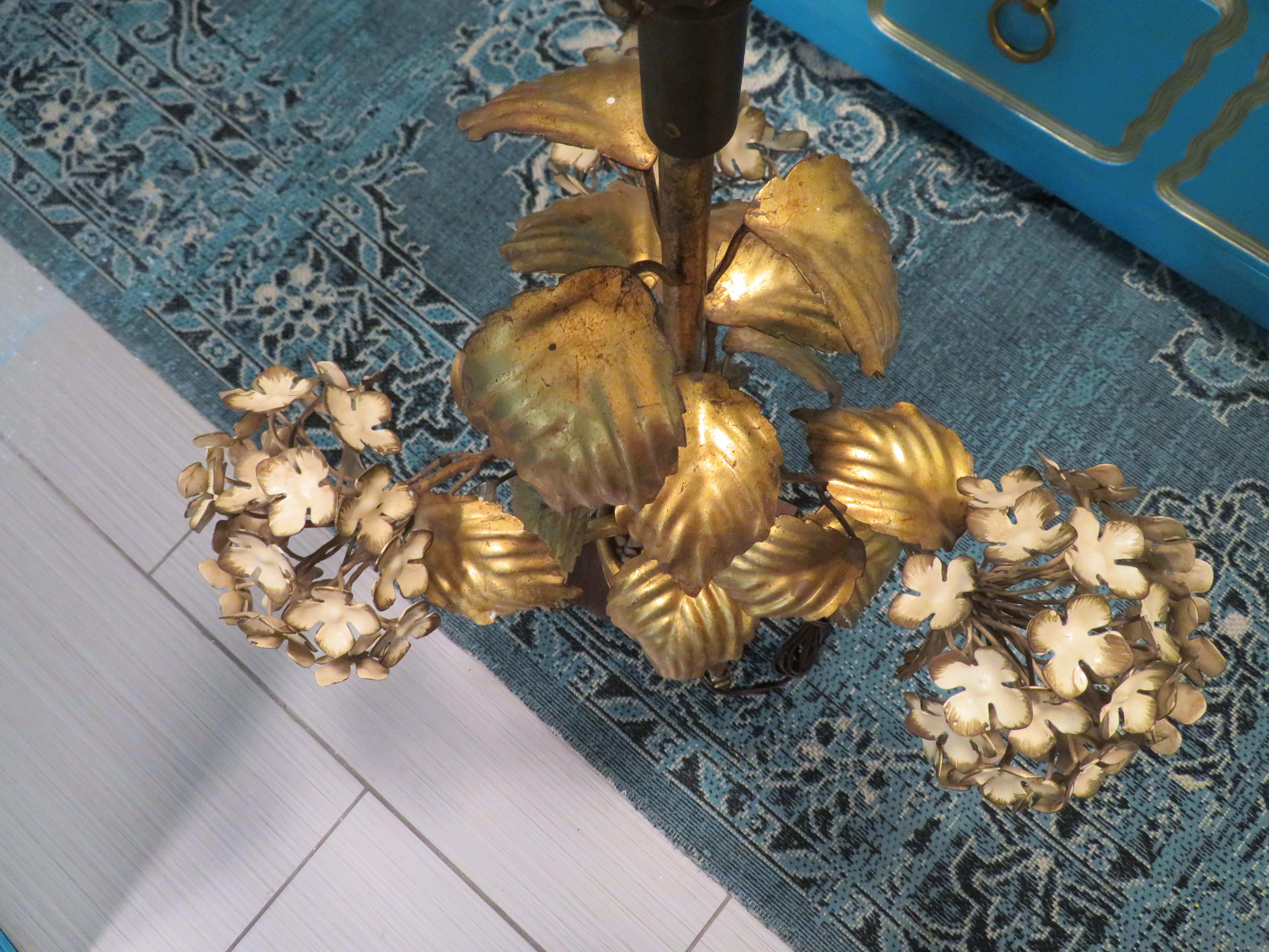 Dorothy Draper Style Gilt Gold Tole Hydrangea Lamp Hollywood Regency 3