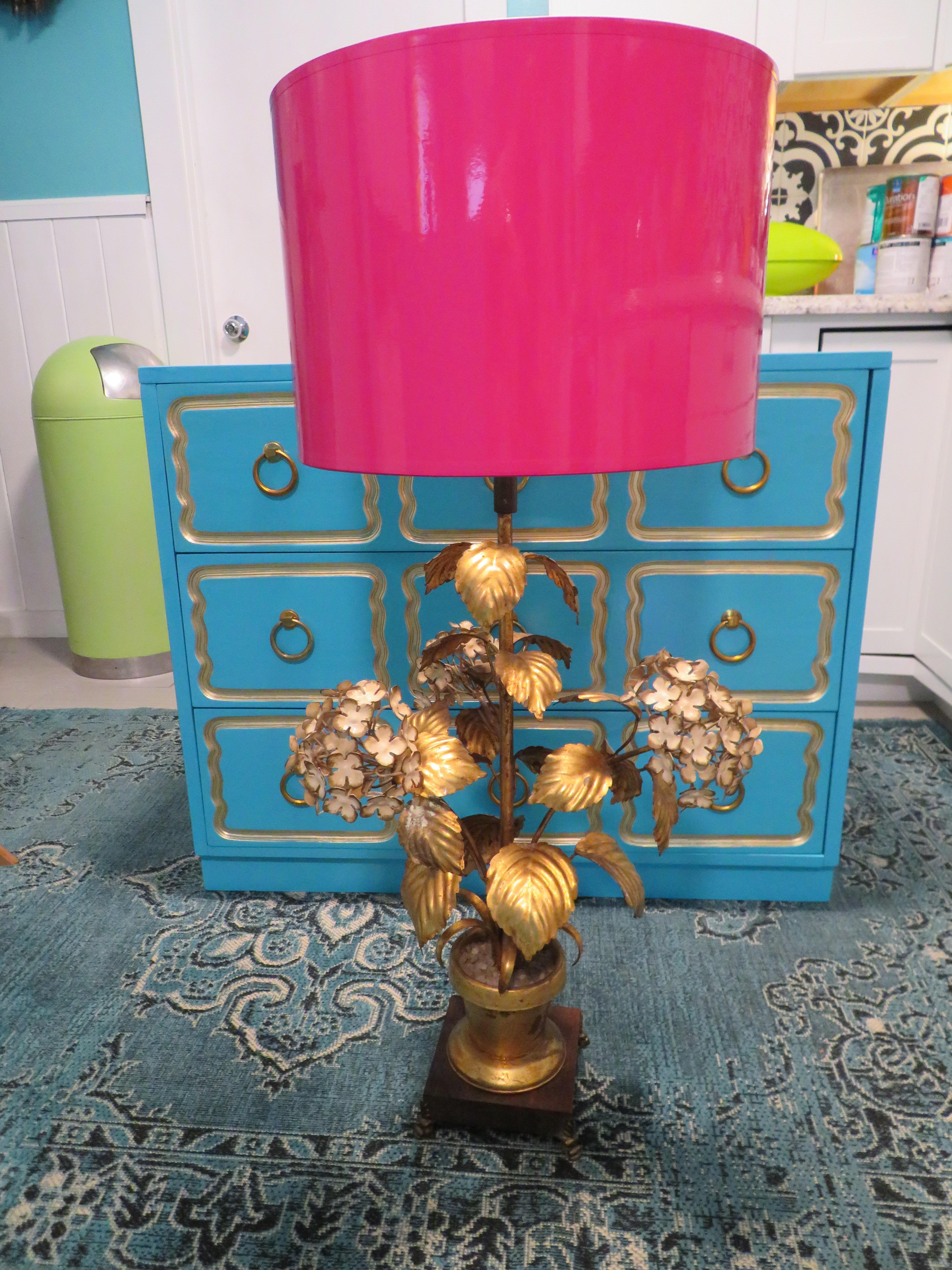 Dorothy Draper Style Gilt Gold Tole Hydrangea Lamp Hollywood Regency 4