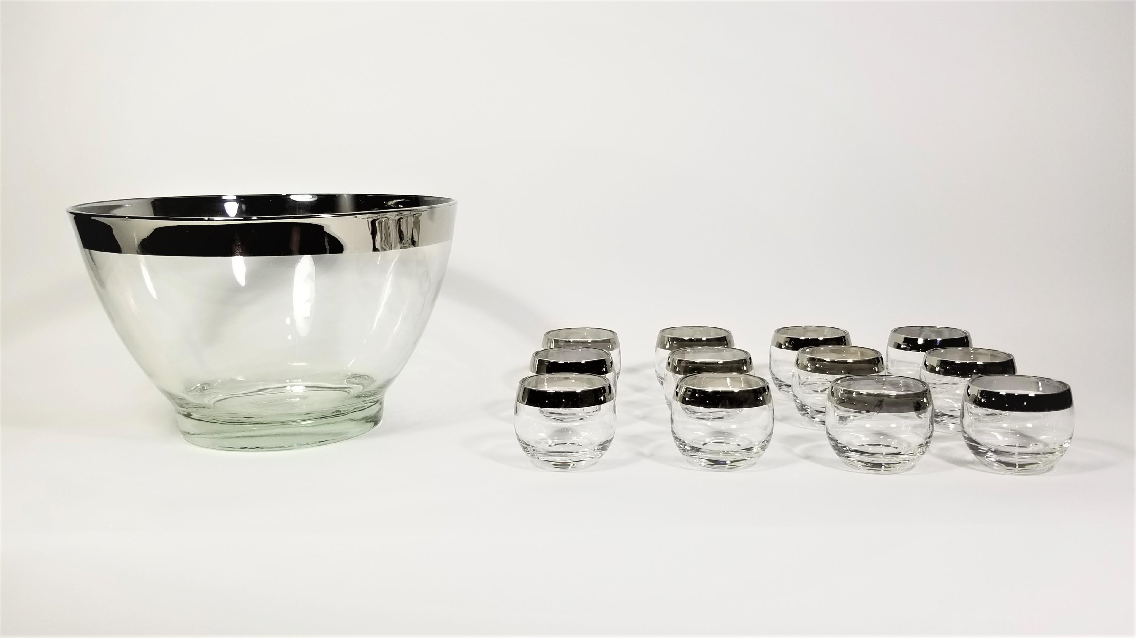 Dorothy Thorpe 1960s Mid Century Silver Rimmed Glassware Barware  In Excellent Condition In New York, NY