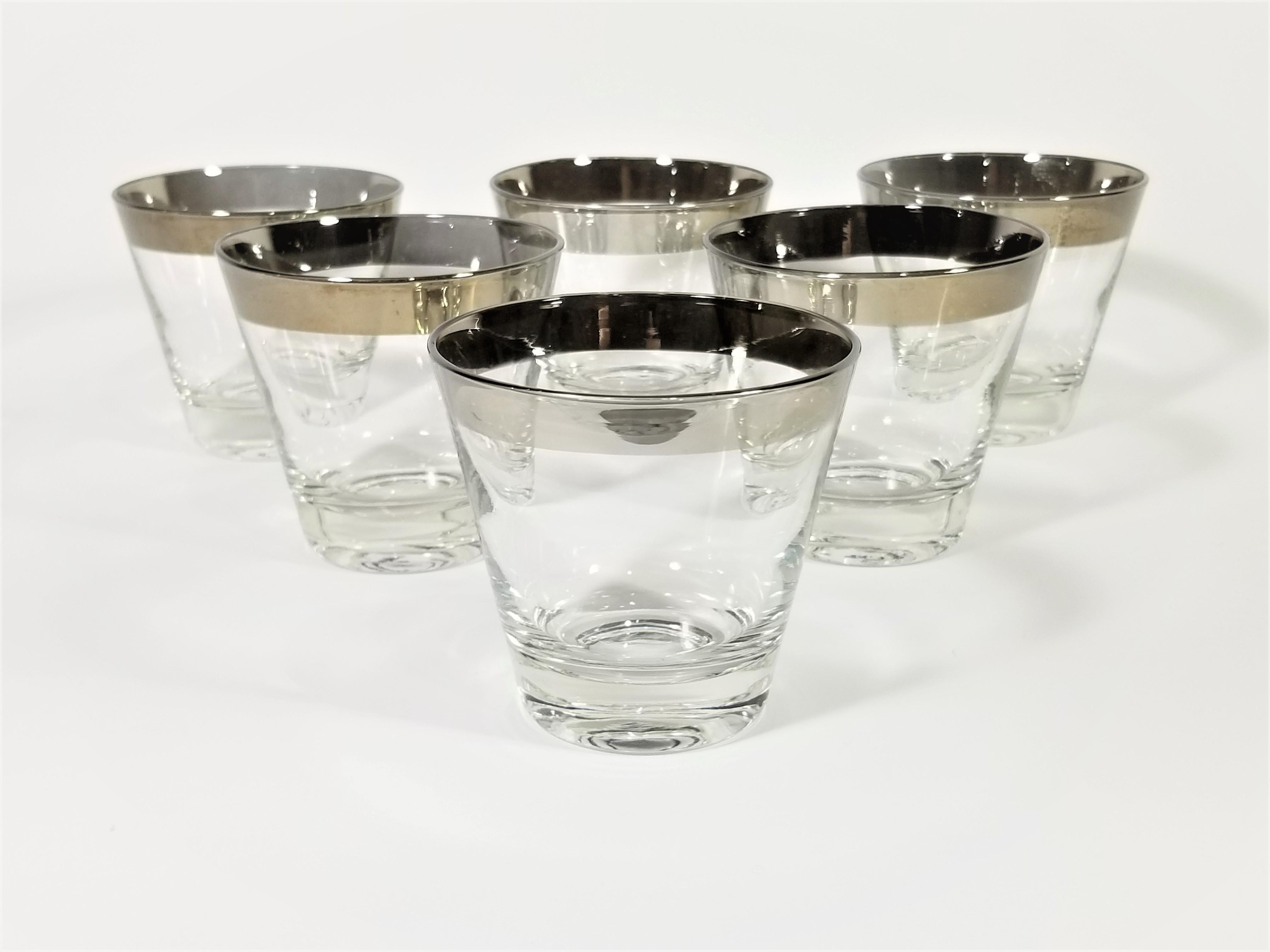 dorothy thorpe silver rim glasses