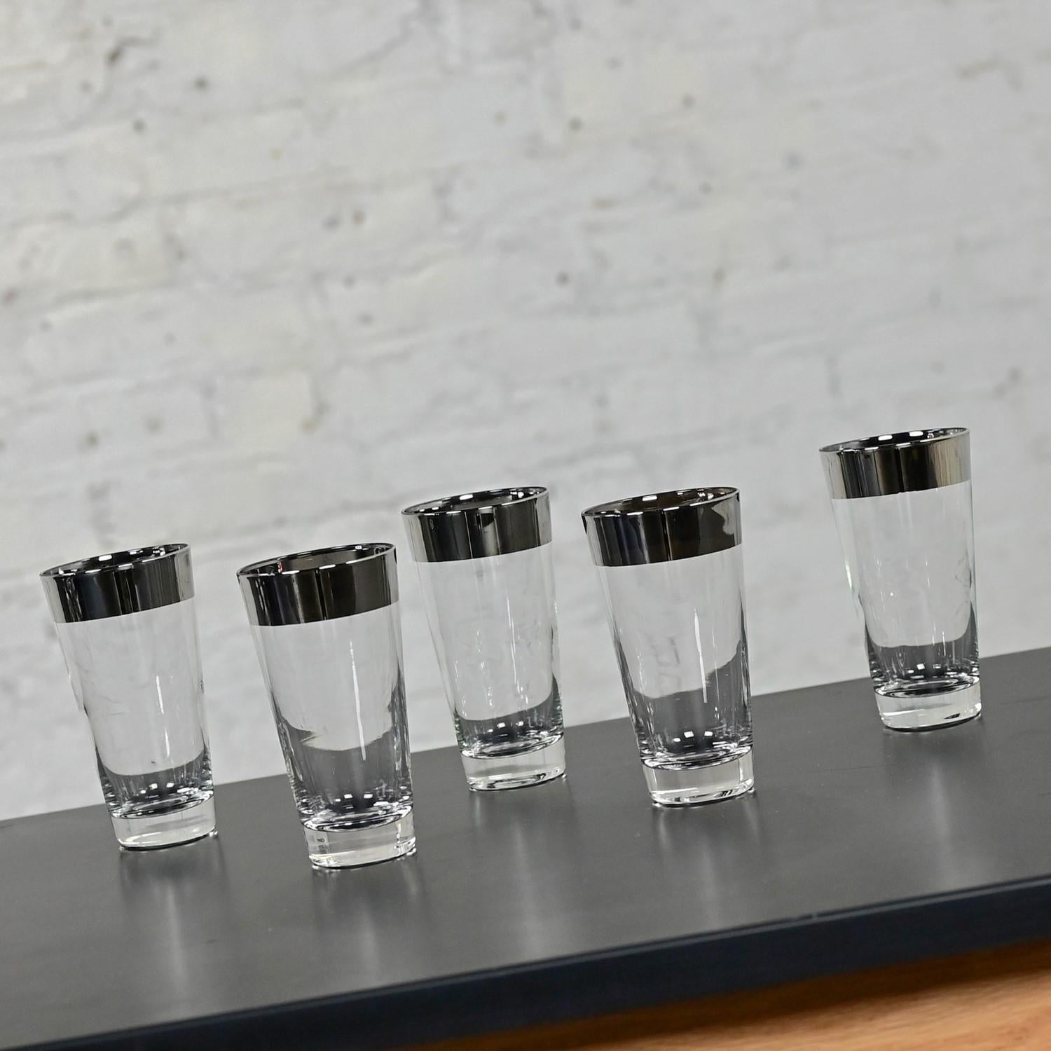 20th Century Dorothy Thorpe Allegro Style Set 5 Tumblers 4 Stems & Black Kraftware Ice Bucket For Sale