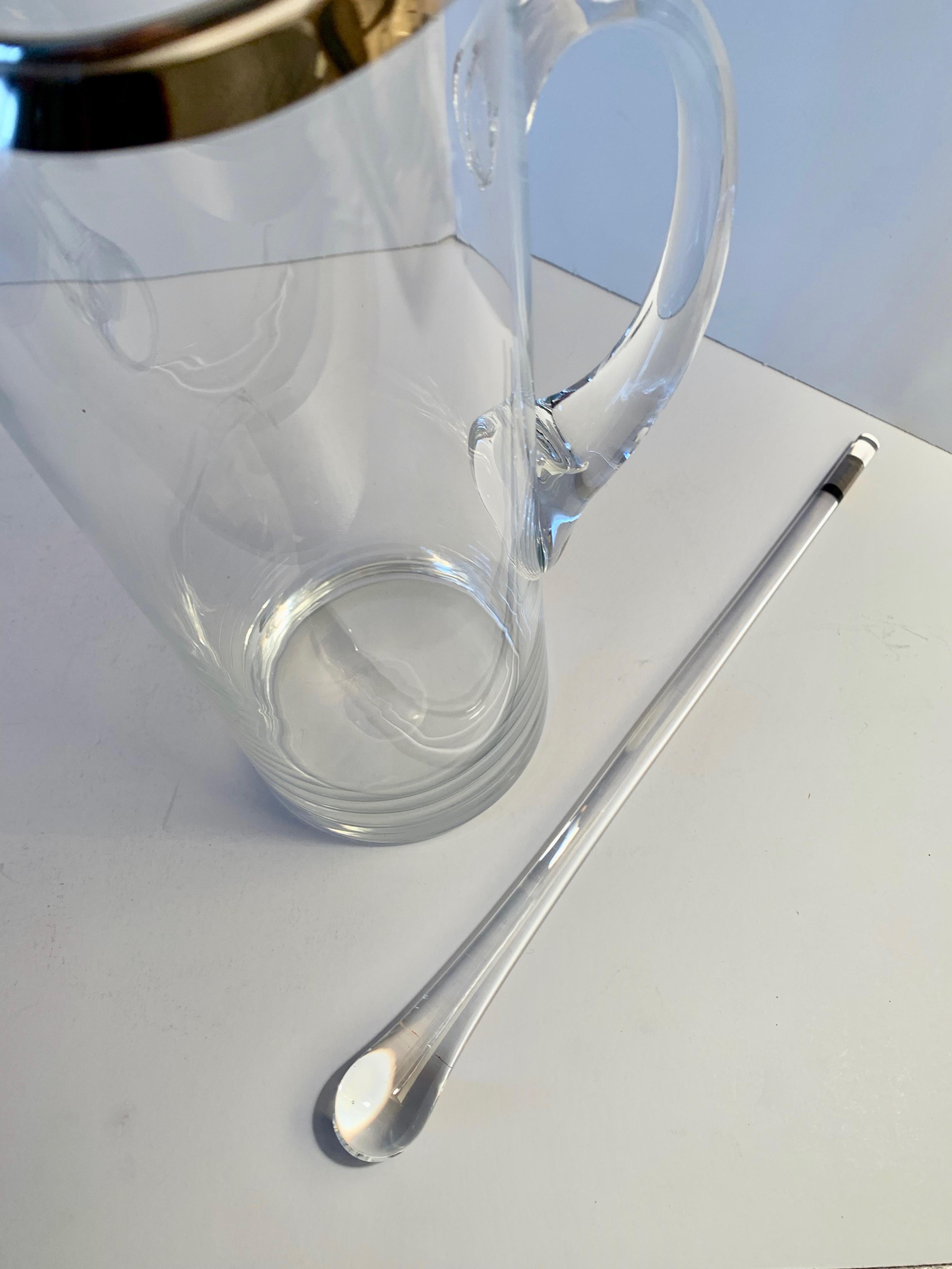 Dorothy Thorpe Cocktail  Pitcher with Stirrer In Good Condition In Los Angeles, CA