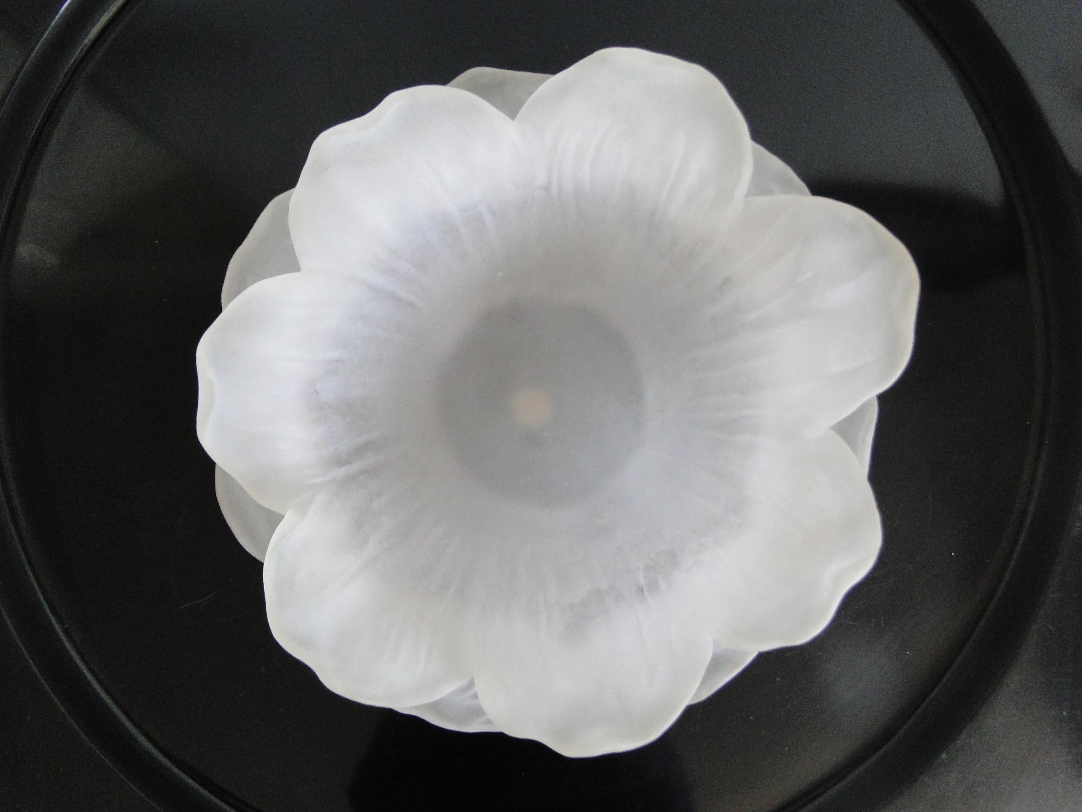 flower shaped bowl