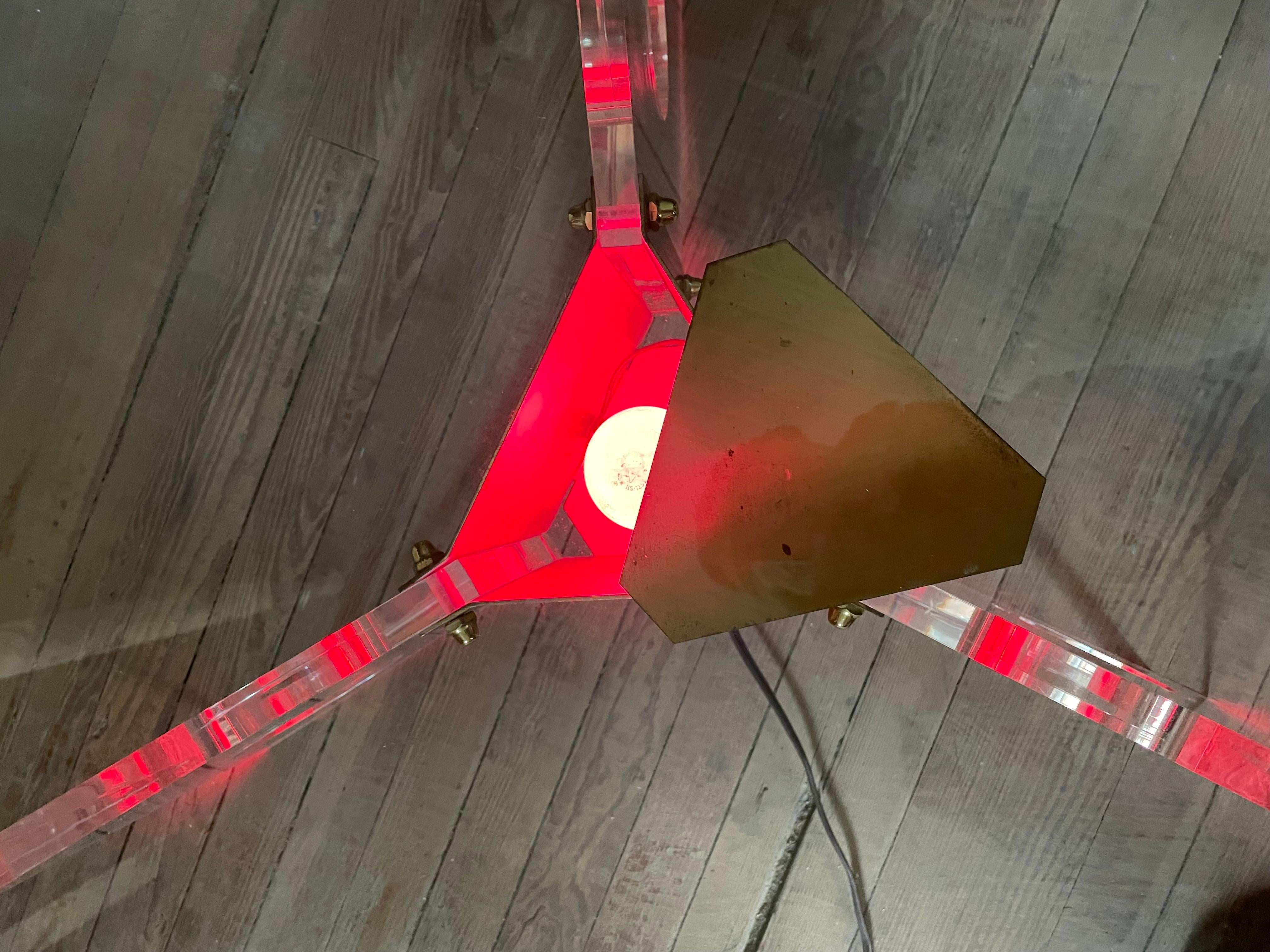 Dorothy Thorpe Illuminated Red Coffee Table Lucite Base Round Glass Top For Sale 4