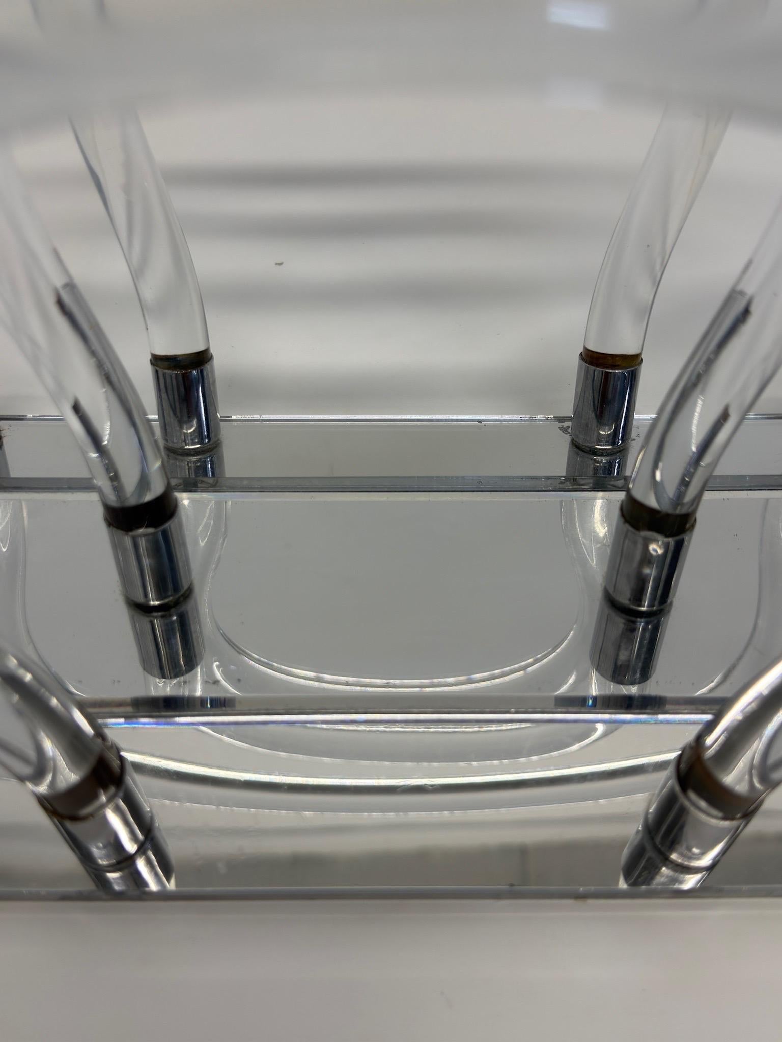 Dorothy Thorpe Lucite and Chrome Magazine Rack, 1960s For Sale 8