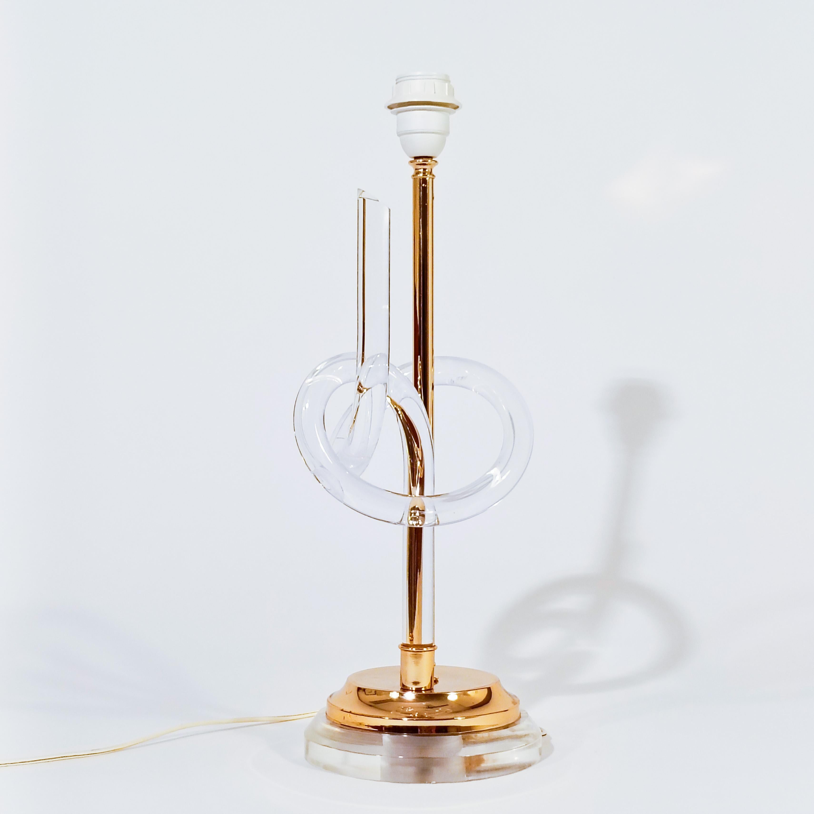 Hollywood Regency Dorothy Thorpe. Lucite table lamp by Elaine Bscheider, USA, 1970s For Sale