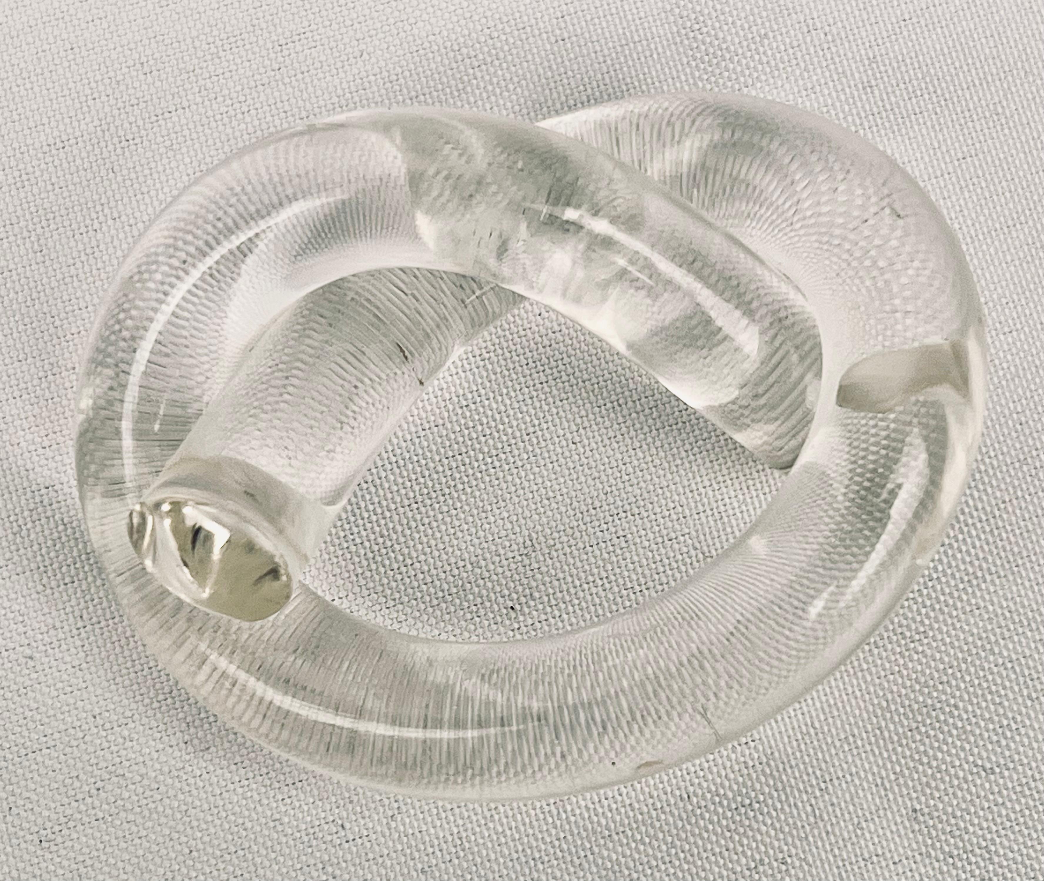 Mid-Century Modern Clear Lucite Naplin Rings by Dorothy Thorpe-Set of 8 2