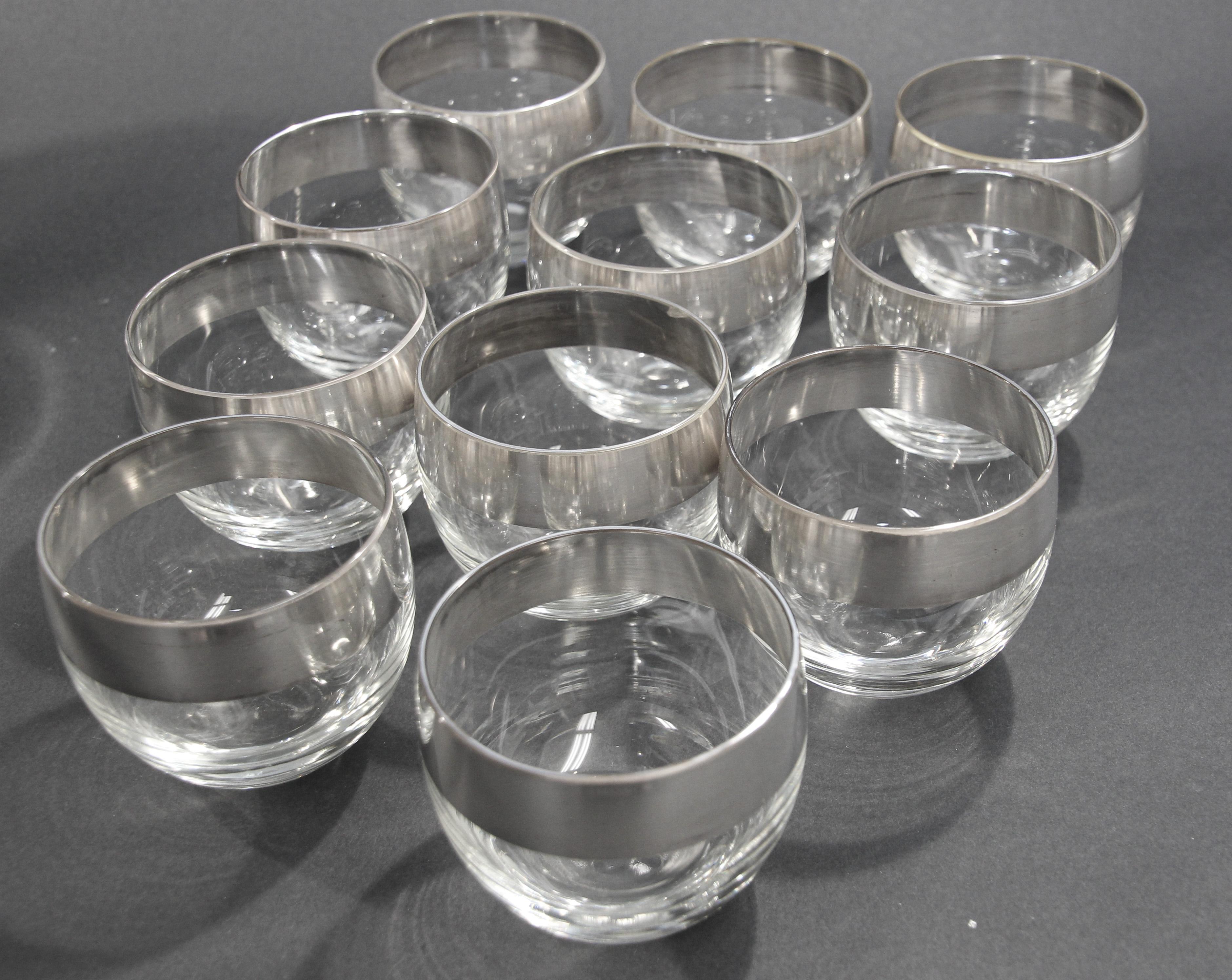 Dorothy Thorpe Mid-Century Silver Band Roly Poly Glasses and Cocktail Punch Bowl In Good Condition For Sale In North Hollywood, CA