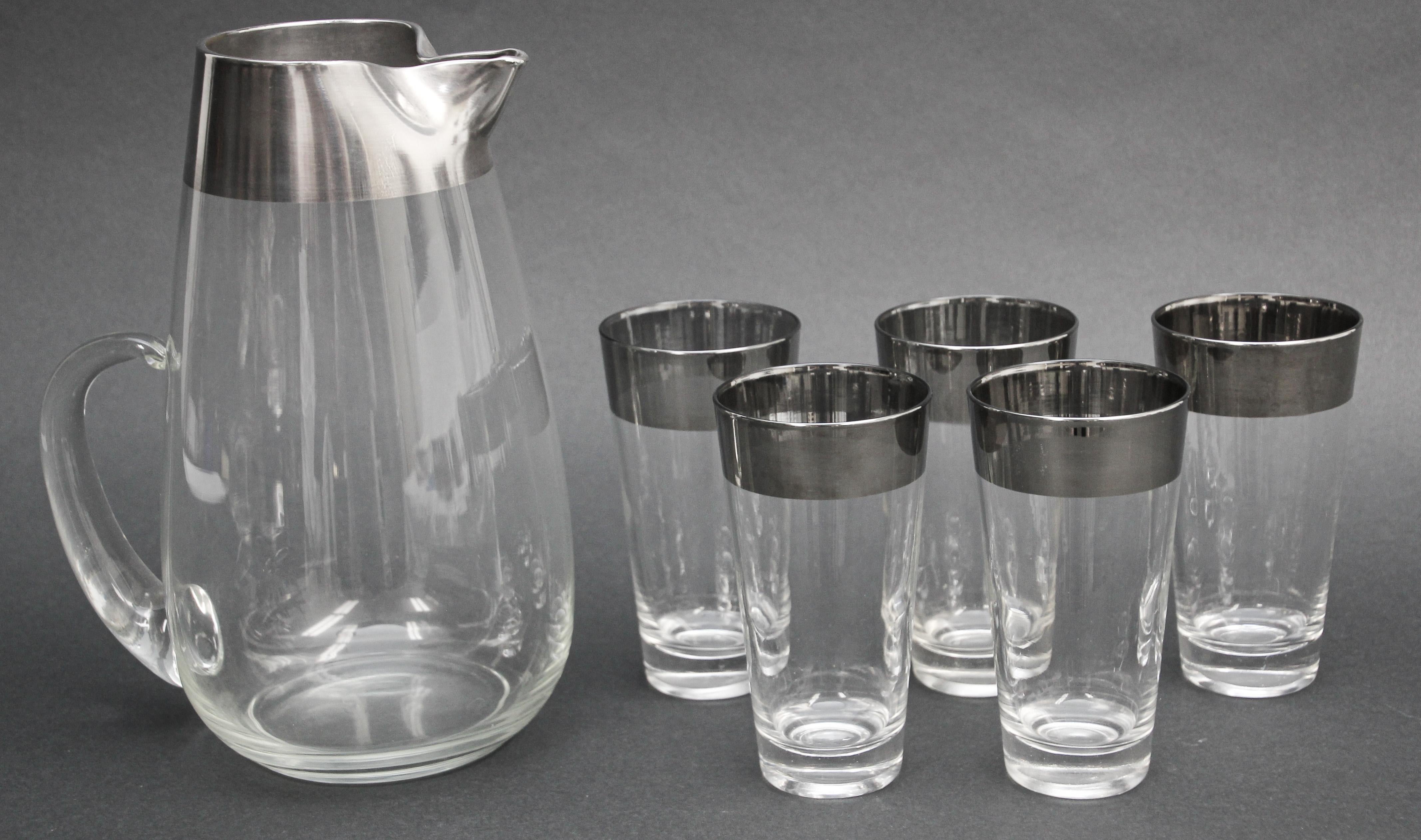 Dorothy Thorpe Mid-Century Silver Cocktail Barware Glasses and Pitcher For Sale 9