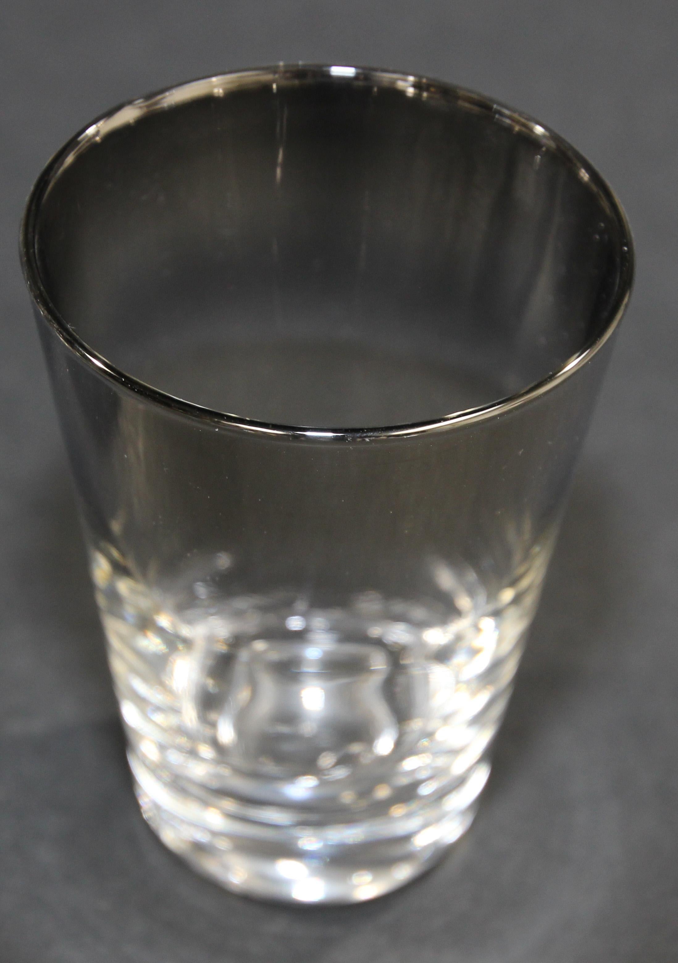 Vetro Bicchieri da bar Dorothy Thorpe in stile metà secolo con dissolvenza in argento in vendita