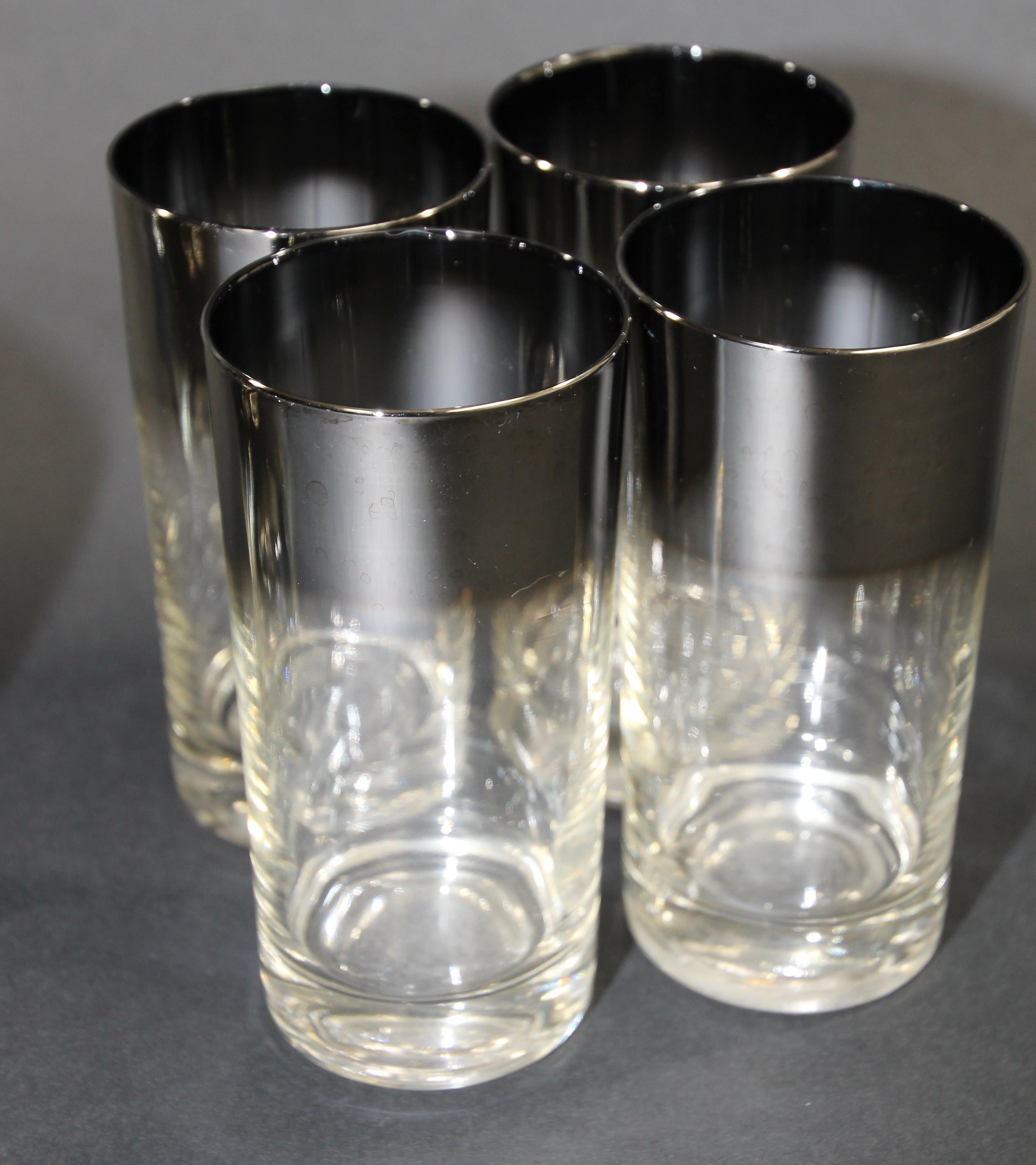 Mid-Century Modern Dorothy Thorpe Mid-Century Silver Fade Cocktail Barware Glasses and Ice Bucket For Sale