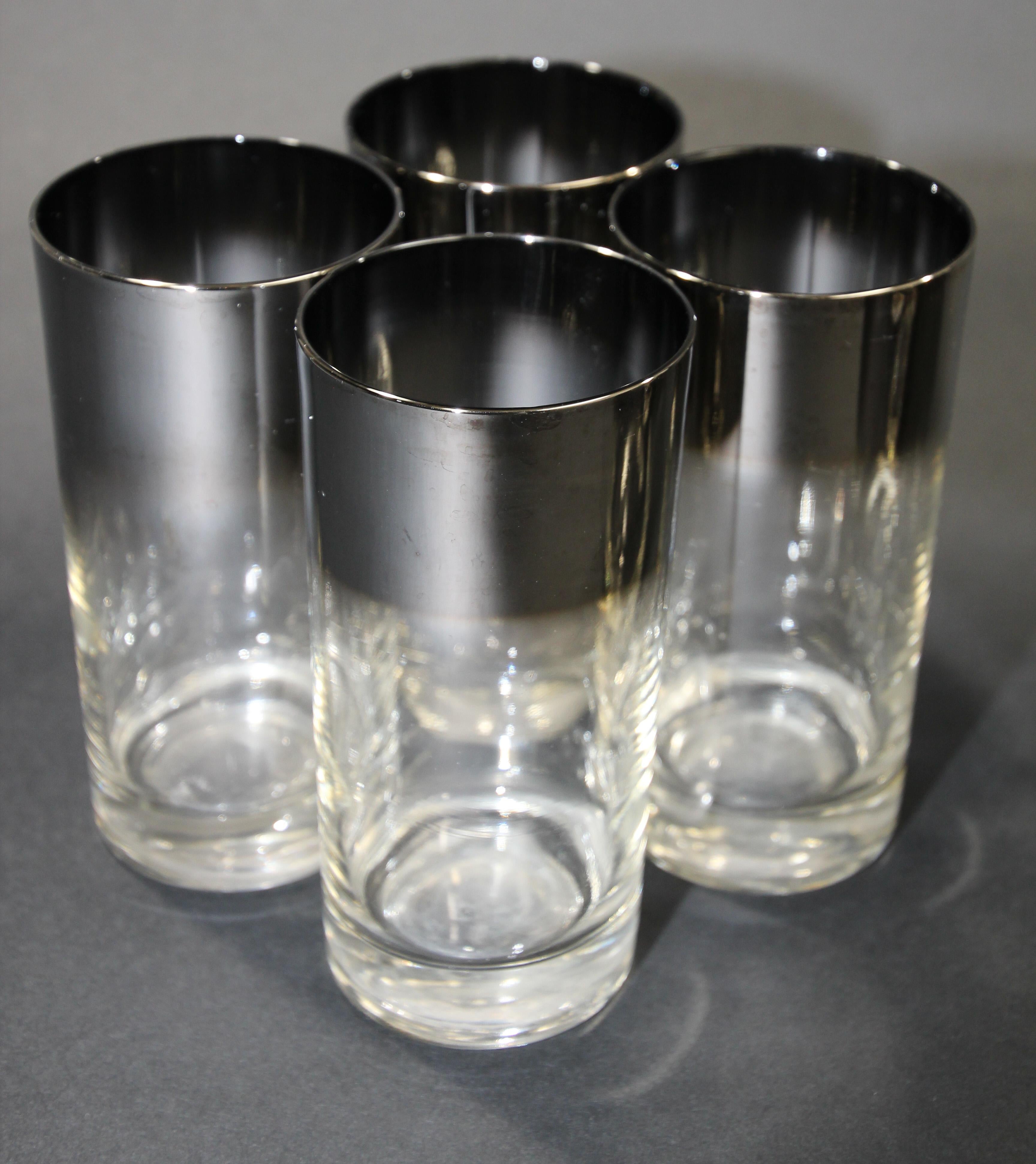 American Dorothy Thorpe Mid-Century Silver Fade Cocktail Barware Glasses and Ice Bucket For Sale