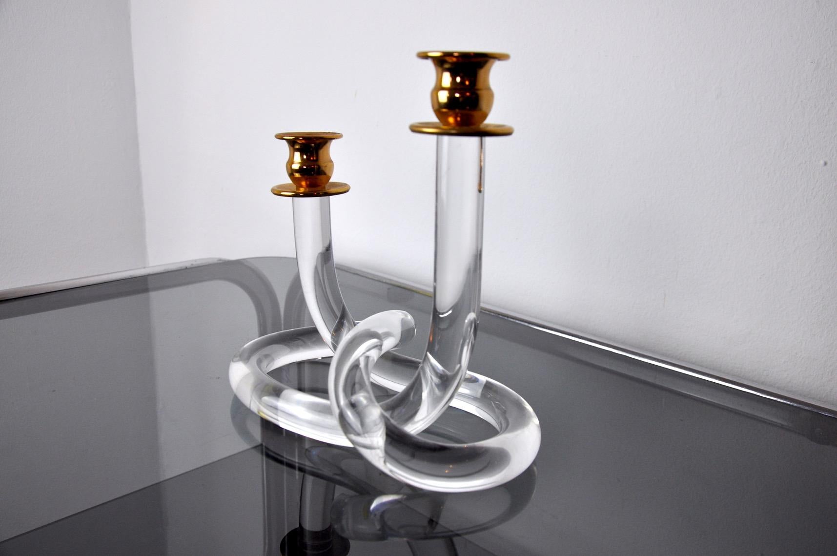 Hollywood Regency Dorothy Thorpe Pretzel Candle Holder in Lucite, 1970