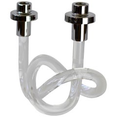 Dorothy Thorpe Silber und Lucite Twisted Pretzel Kerzenhalter/Kandelaber