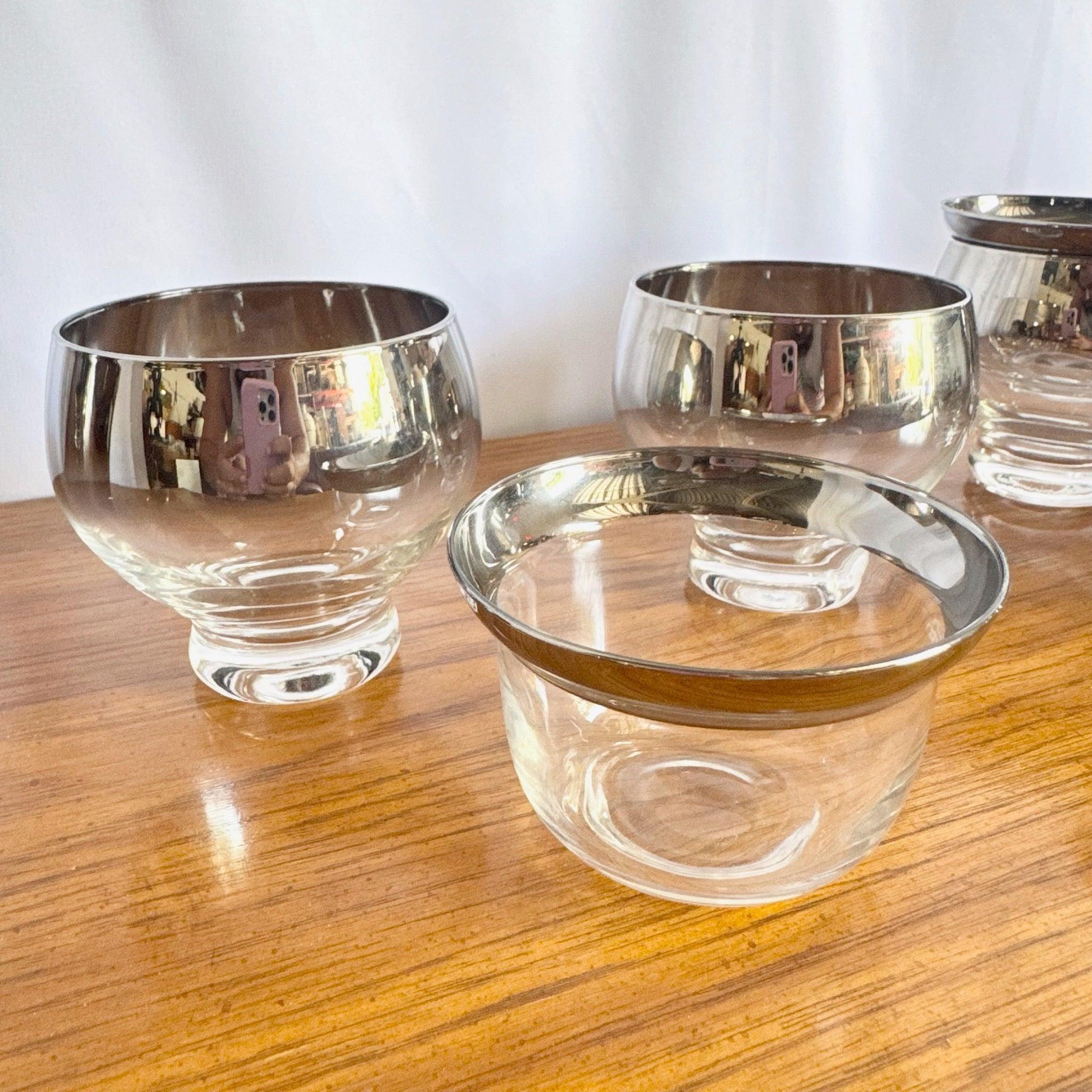Dorothy Thorpe Silver Fade Seafood/Cocktail Nesting Glasses Set - 11 Pieces For Sale 3