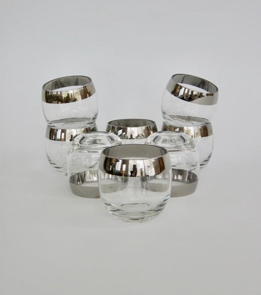 Dorothy Thorpe MidCentury Silver Fade Cocktail Barware Glasses and Ice