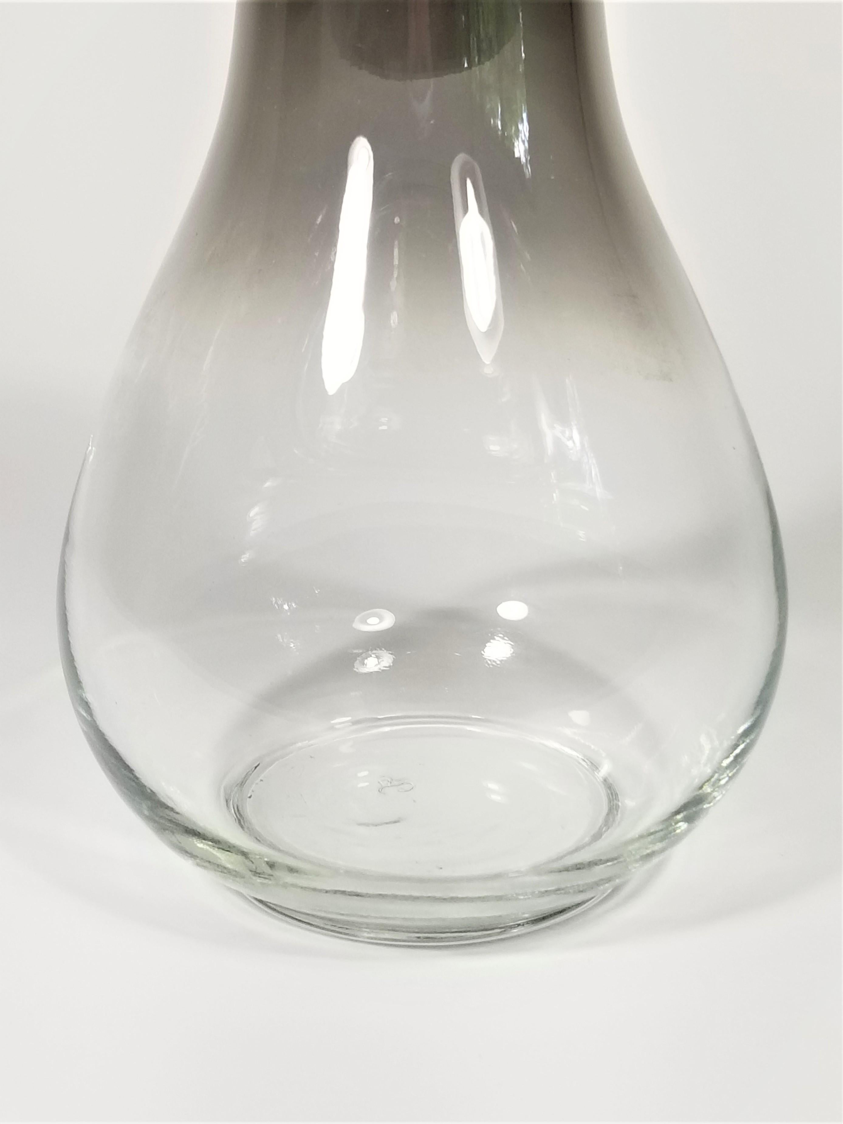 20th Century Dorothy Thorpe Style Carafe with Silver Fade by Libbey Midcentury For Sale