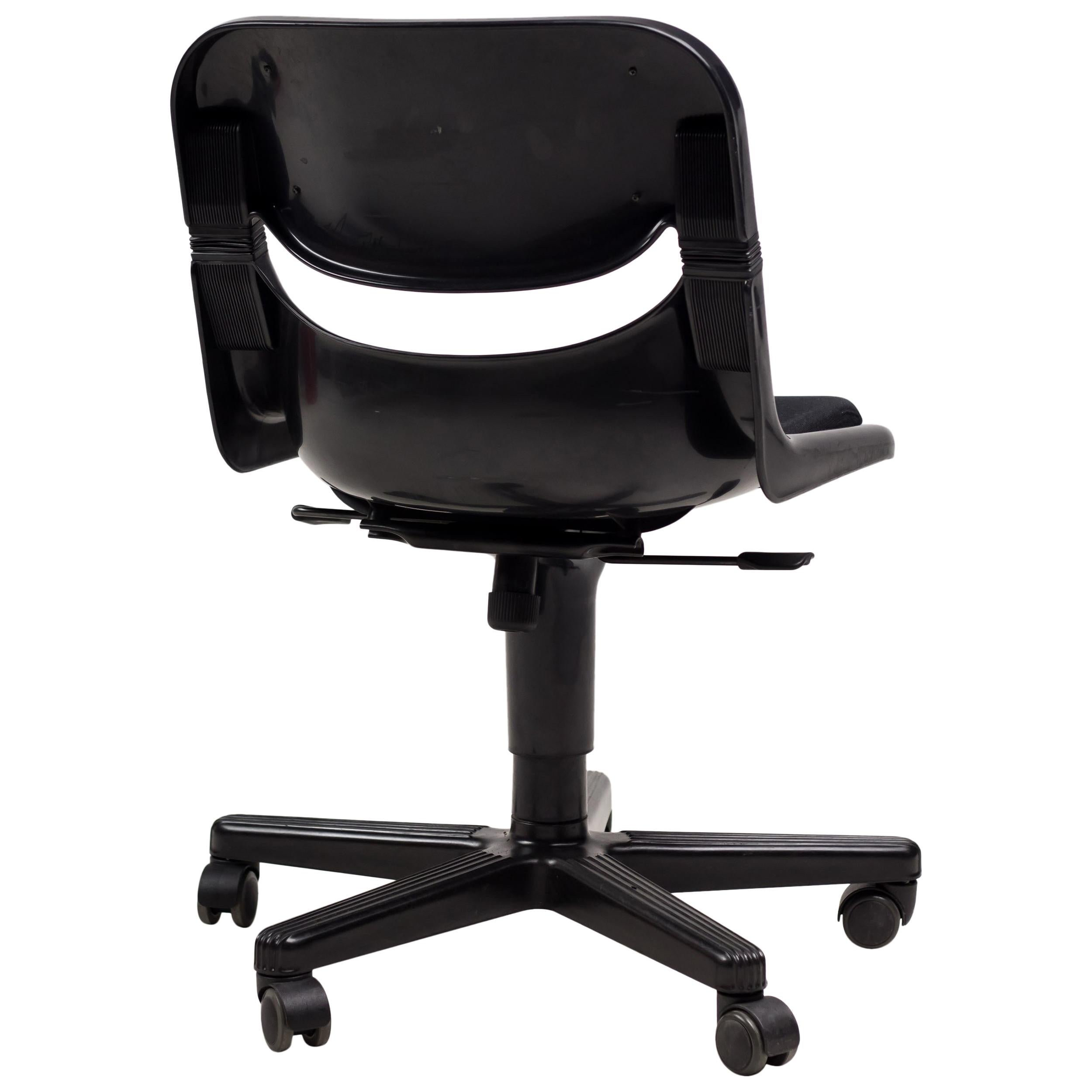 Plastic Office Chairs and Desk Chairs 145 For Sale at 1stdibs
