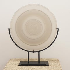 Sculpture de médaillon en cristal coulé Dorthea