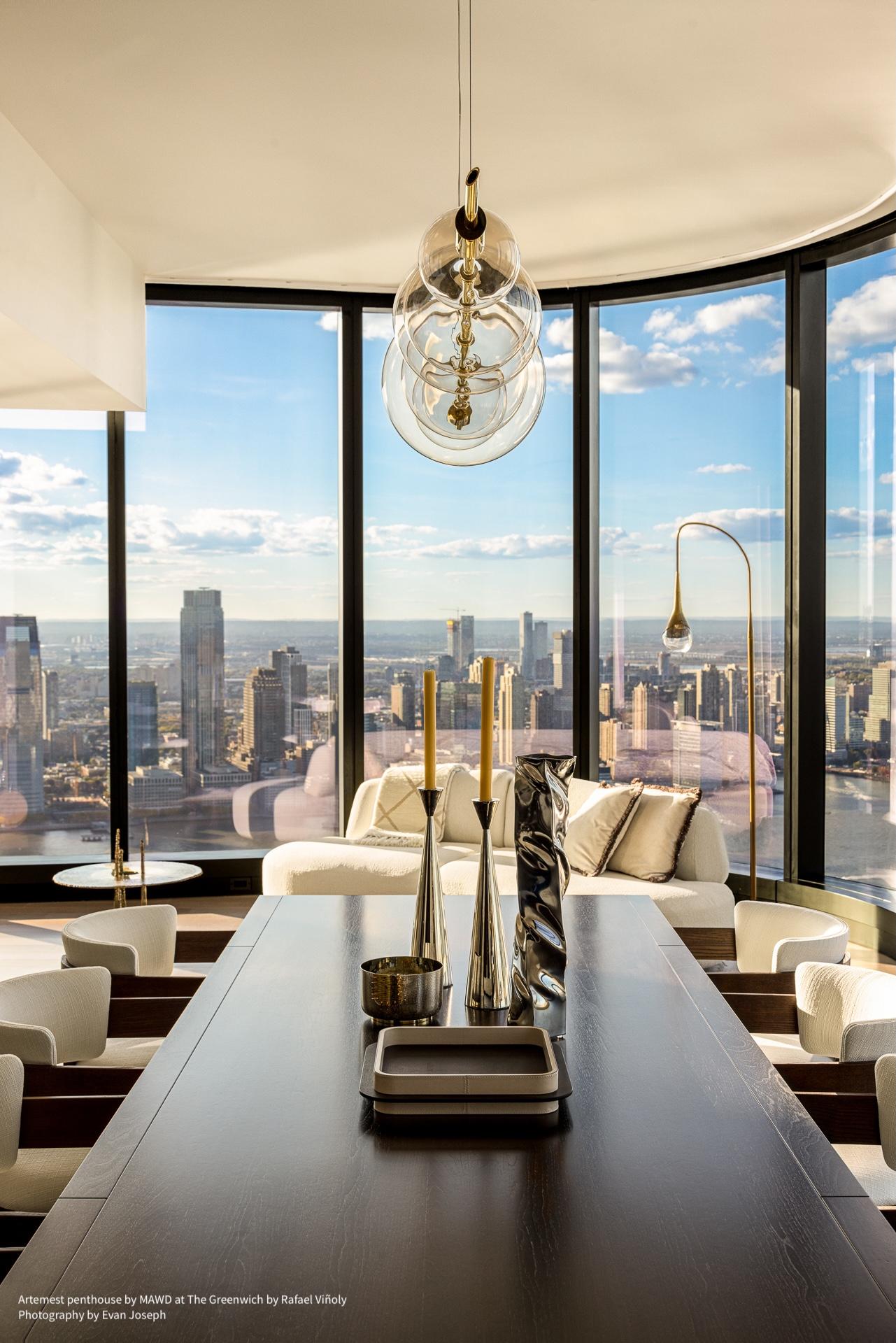 Dòry Araña contemporánea hecha a mano Latón, vidrio soplado, luz LED, regulable en venta 3