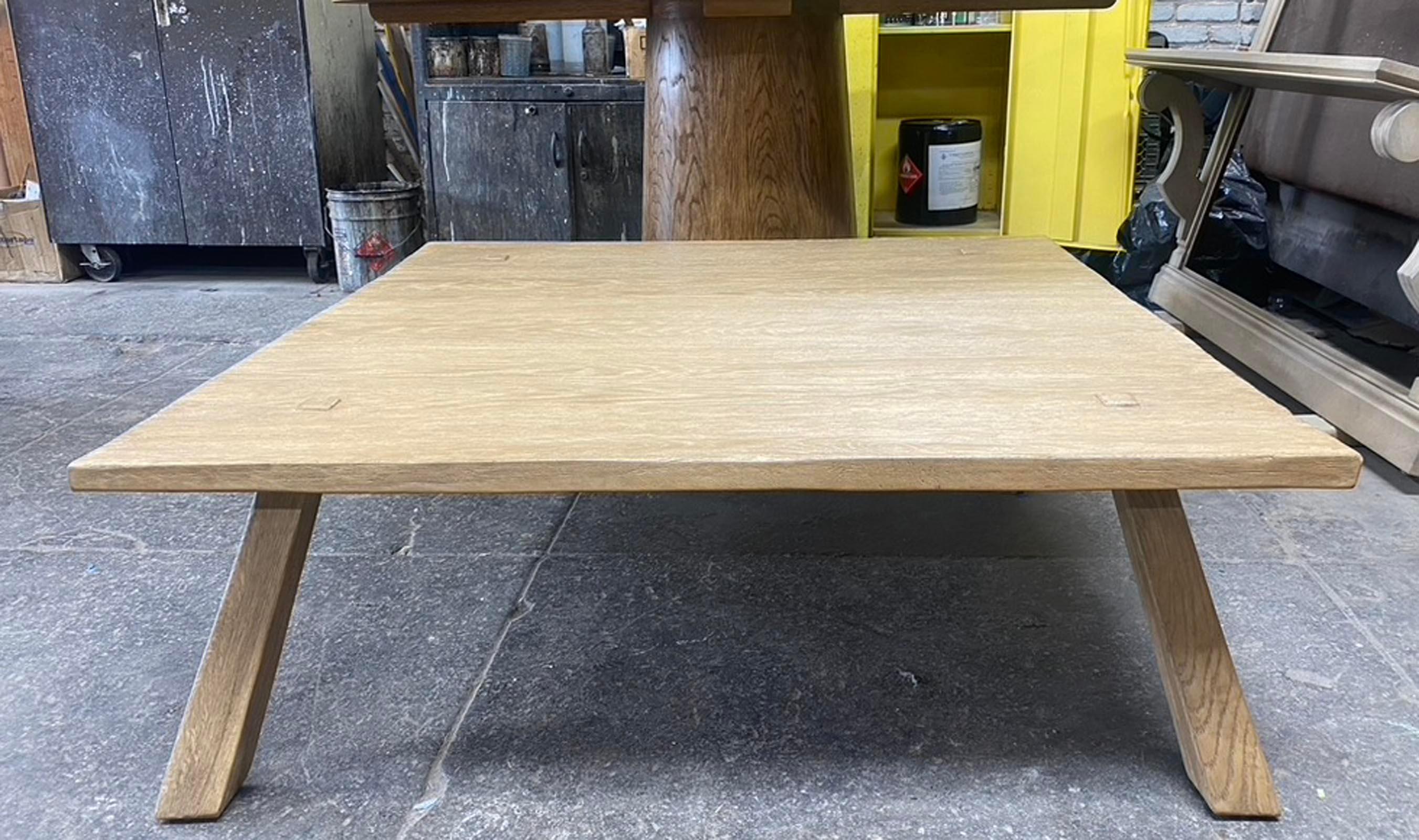 Dos Gallos Custom Rustic Oak Coffee Table with Mortise and Tenon Construction For Sale 10