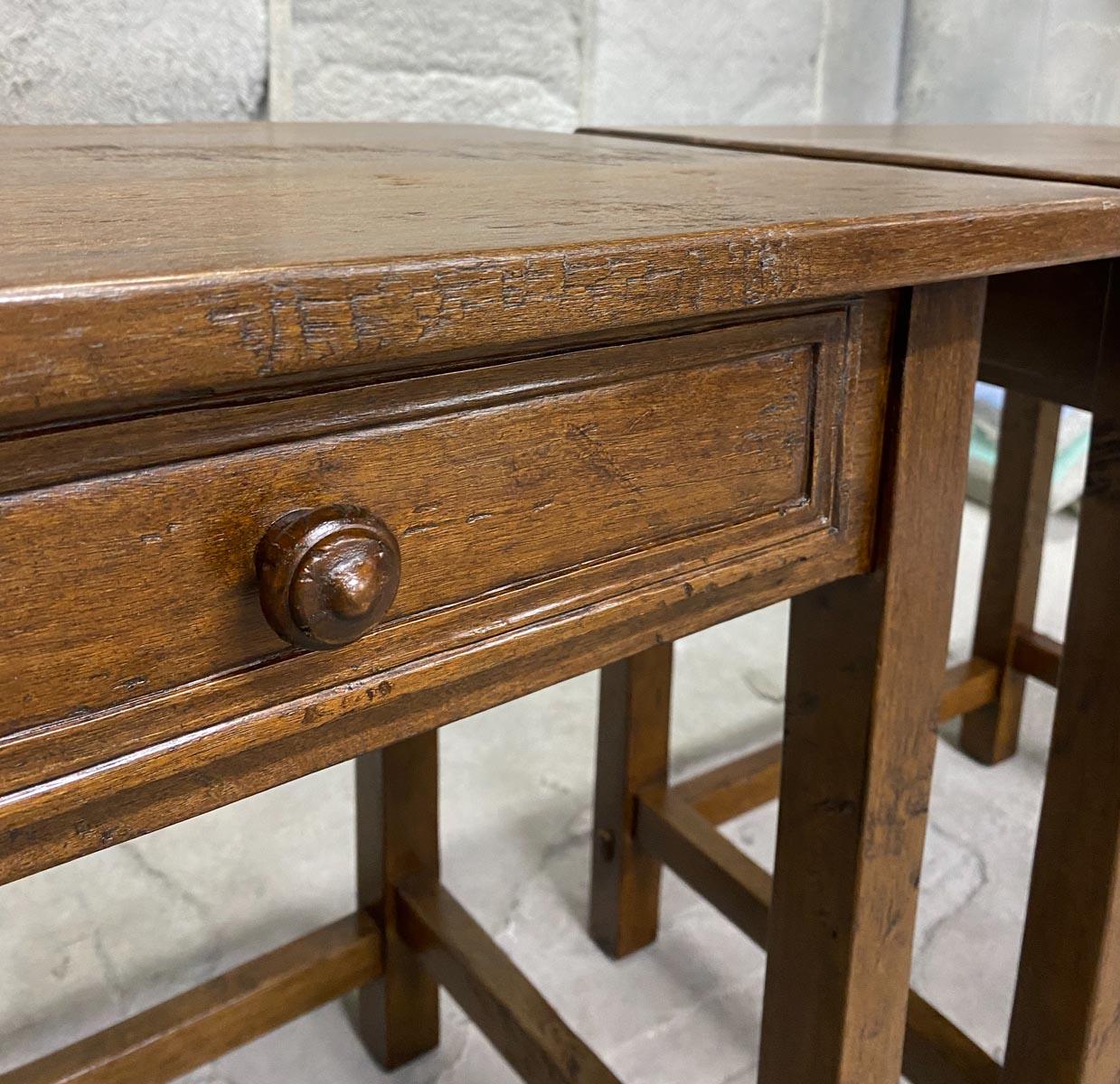 Dos Gallos Custom Side Tables in Walnut In New Condition For Sale In Los Angeles, CA