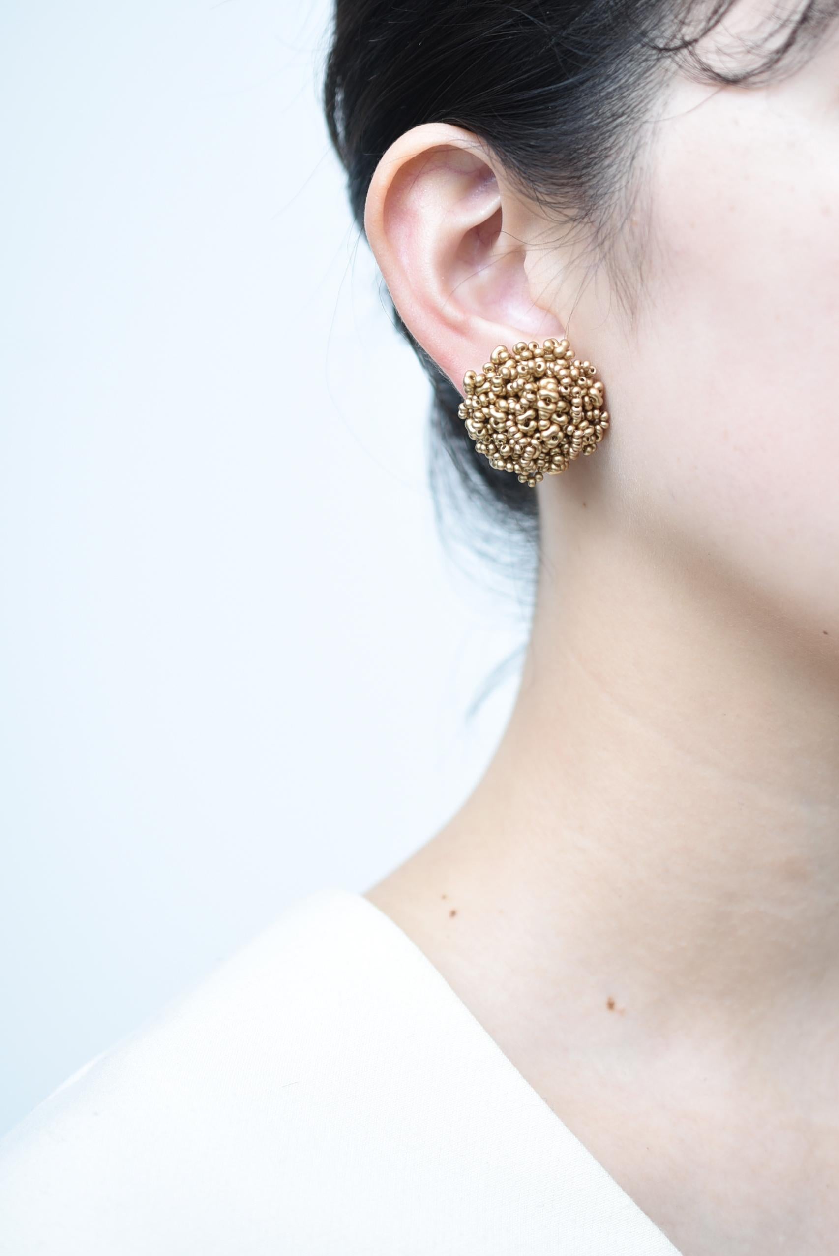 dot earring(GOLD) / vintage jewelry , 1970's vintage parts For Sale 1
