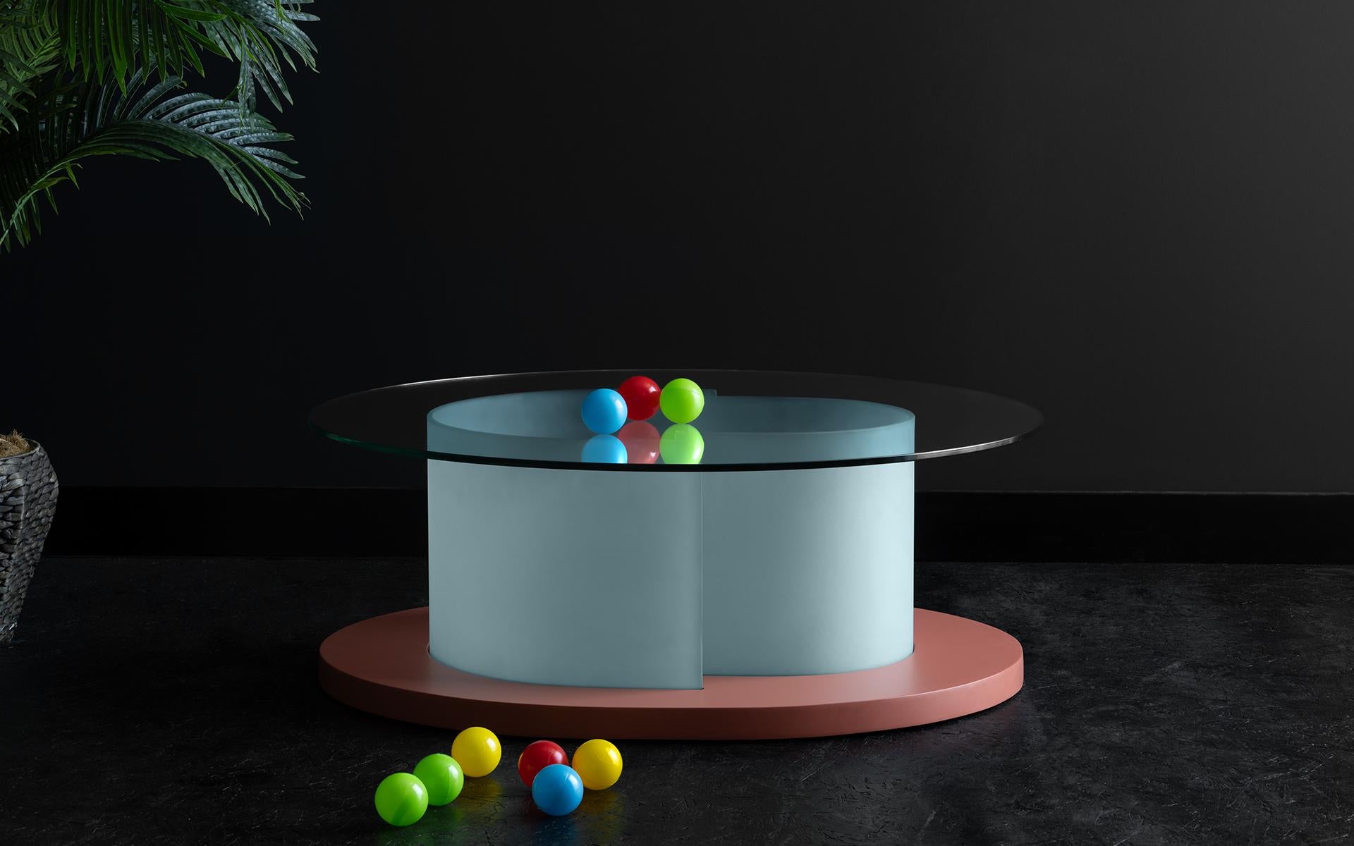 Mesa baja con luz de cristal elíptica Dottie Siglo XXI y contemporáneo en venta