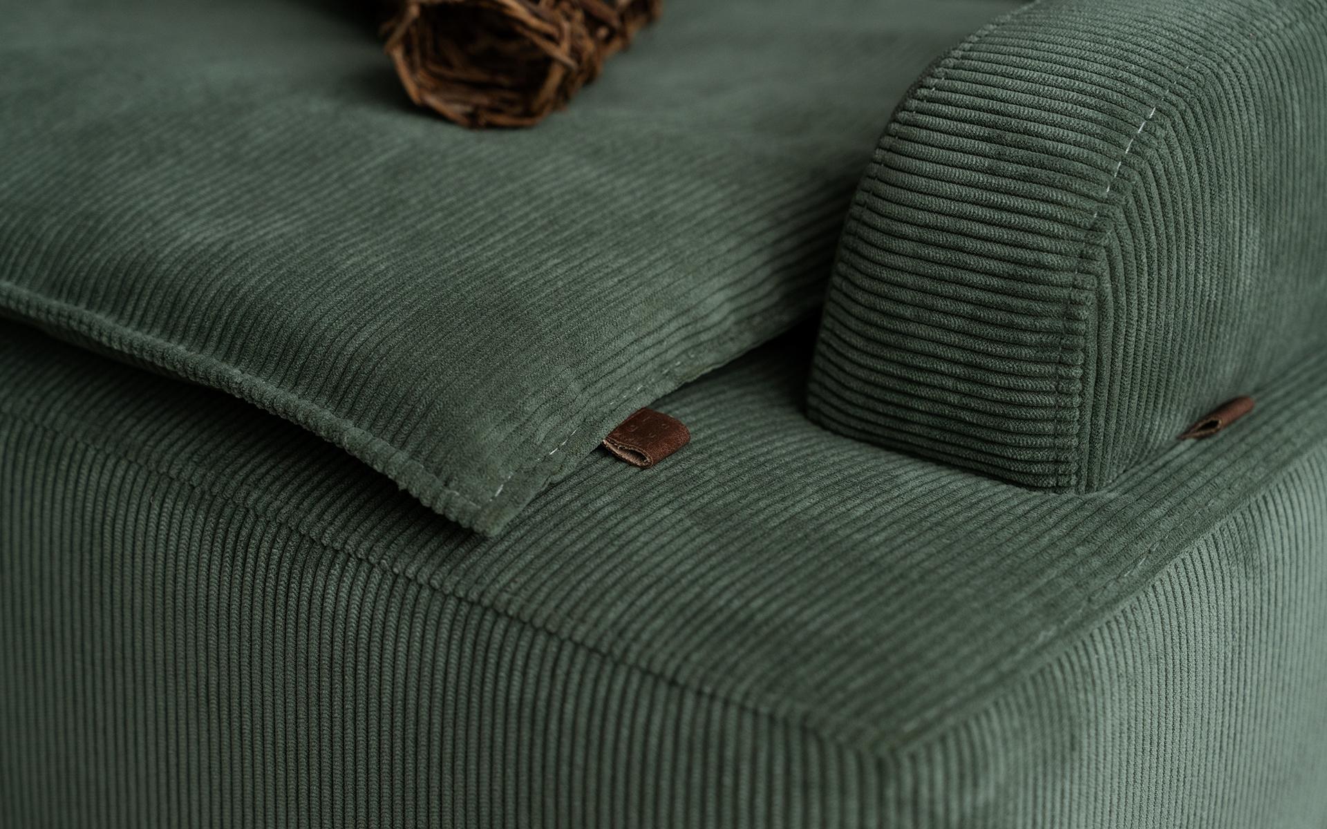 Moderne Dottie Pet Bergere en vente