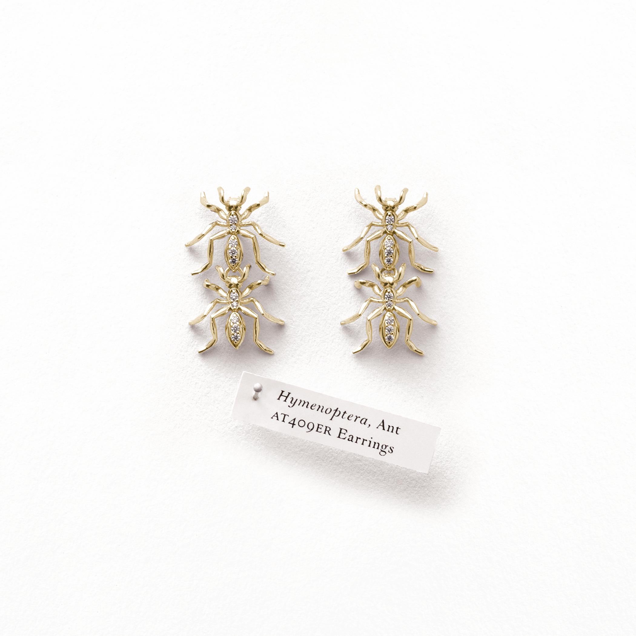 Double Ant Earrings Yellow Gold Diamonds In New Condition For Sale In Los Angeles, CA