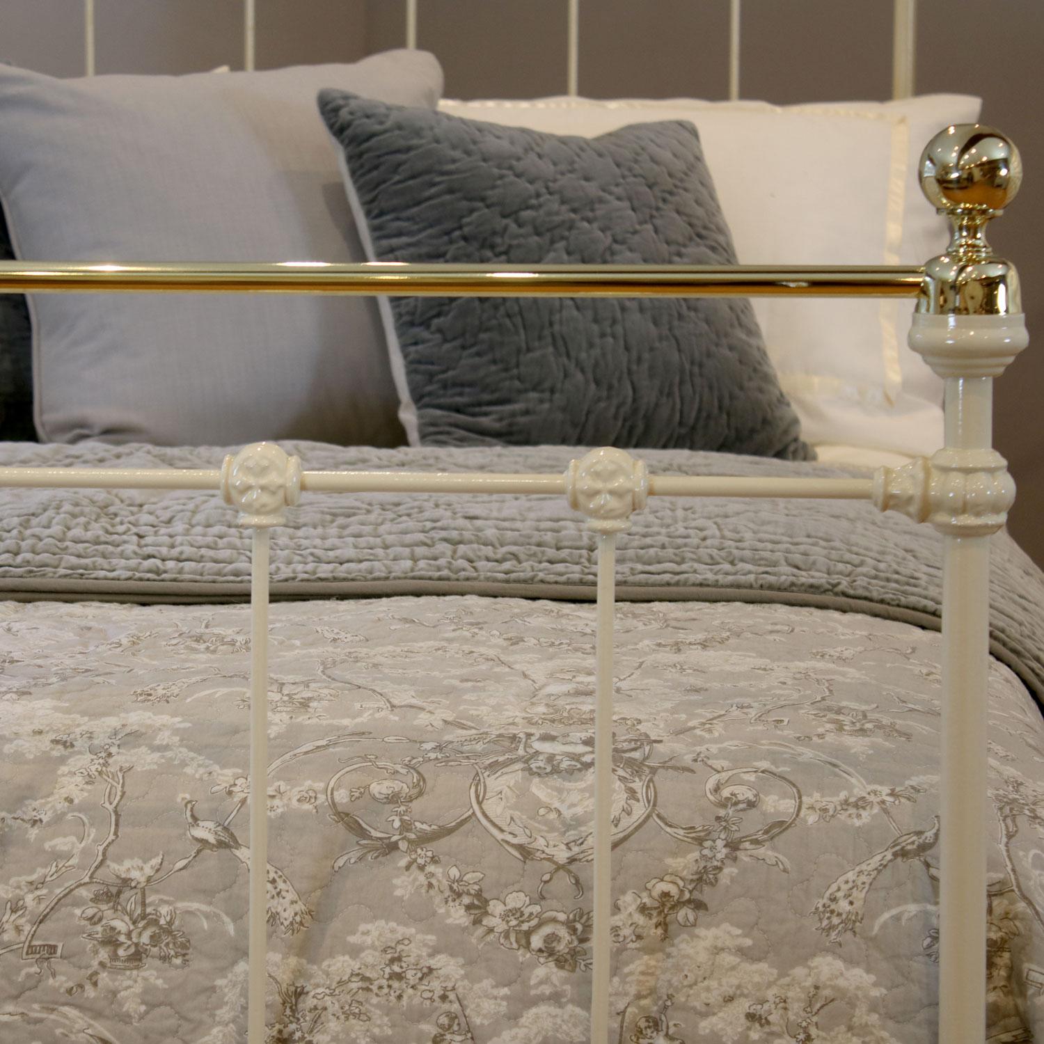 European Double Antique Bed in Cream, MD98