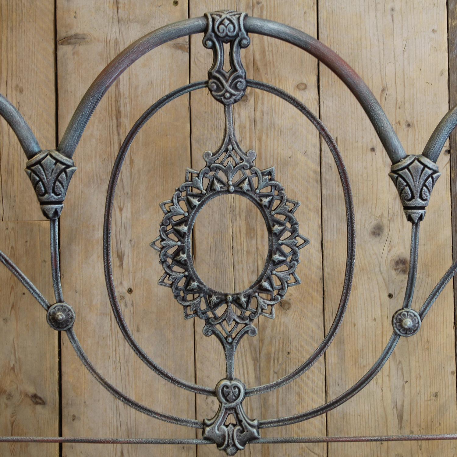 British Double Antique Cast Iron and Brass Bed in Blue Vedrigris, MD166 For Sale