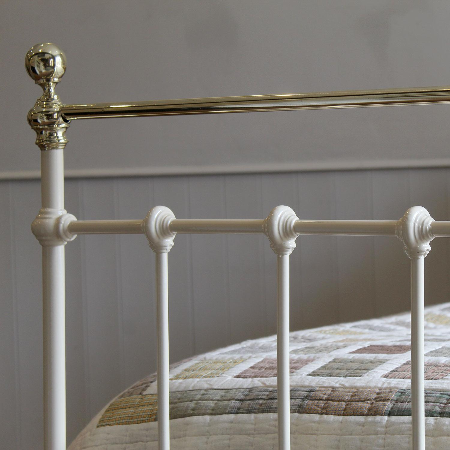 19th Century Double Antique Cast Iron and Brass Bed in Cream, MD153