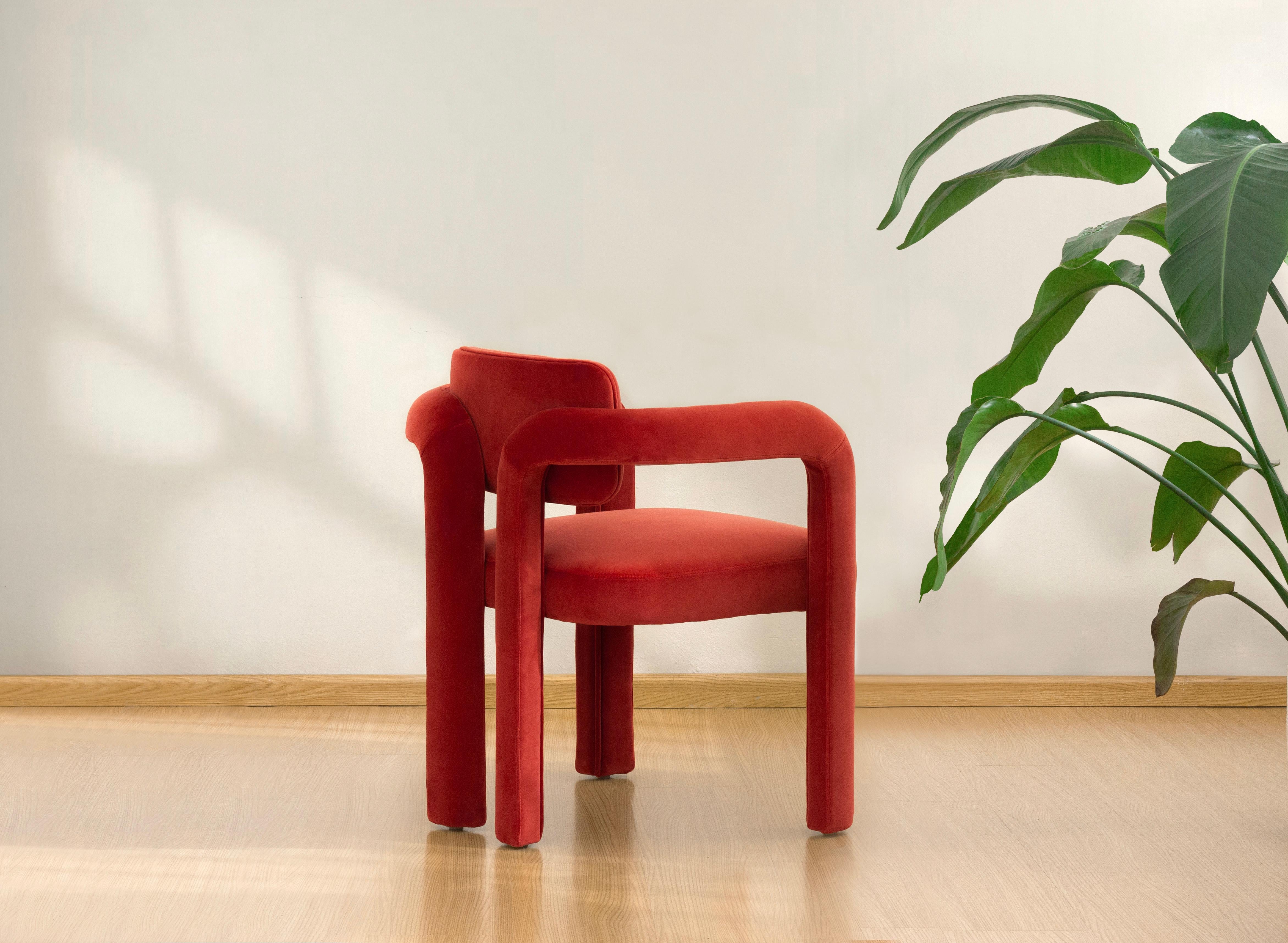 Tissu Chaise de salle à manger à double arc, velours InsidherLand de Joana Santos Barbosa en vente