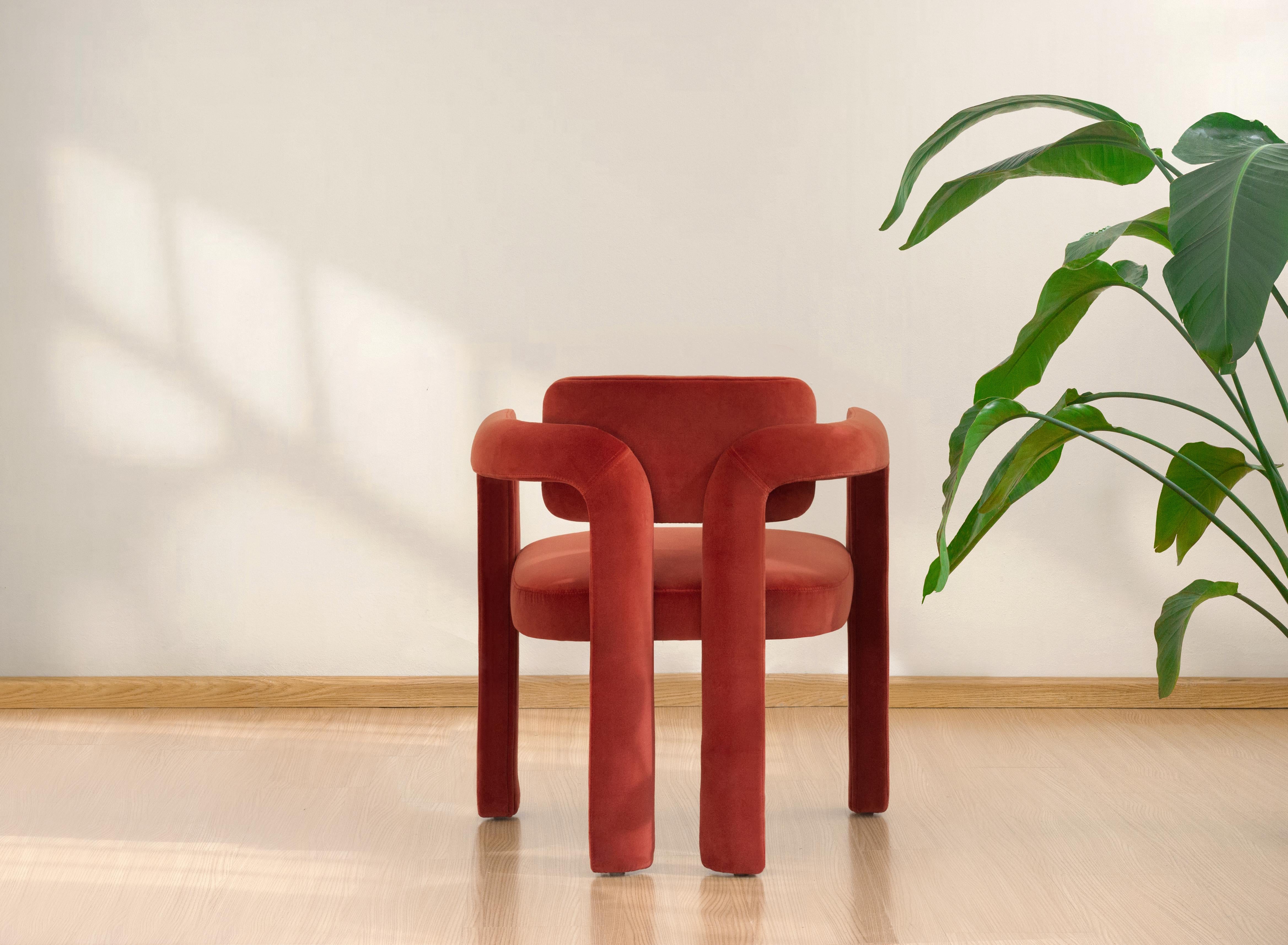 Chaise de salle à manger à double arc, velours InsidherLand de Joana Santos Barbosa en vente 2