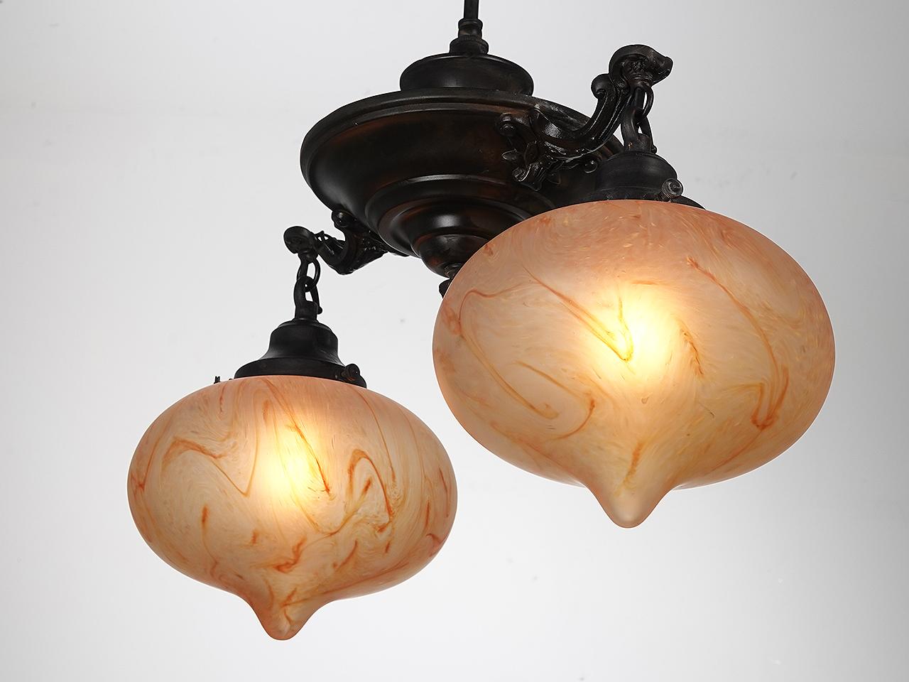 Arts and Crafts Lampe à double verre d'art en vente