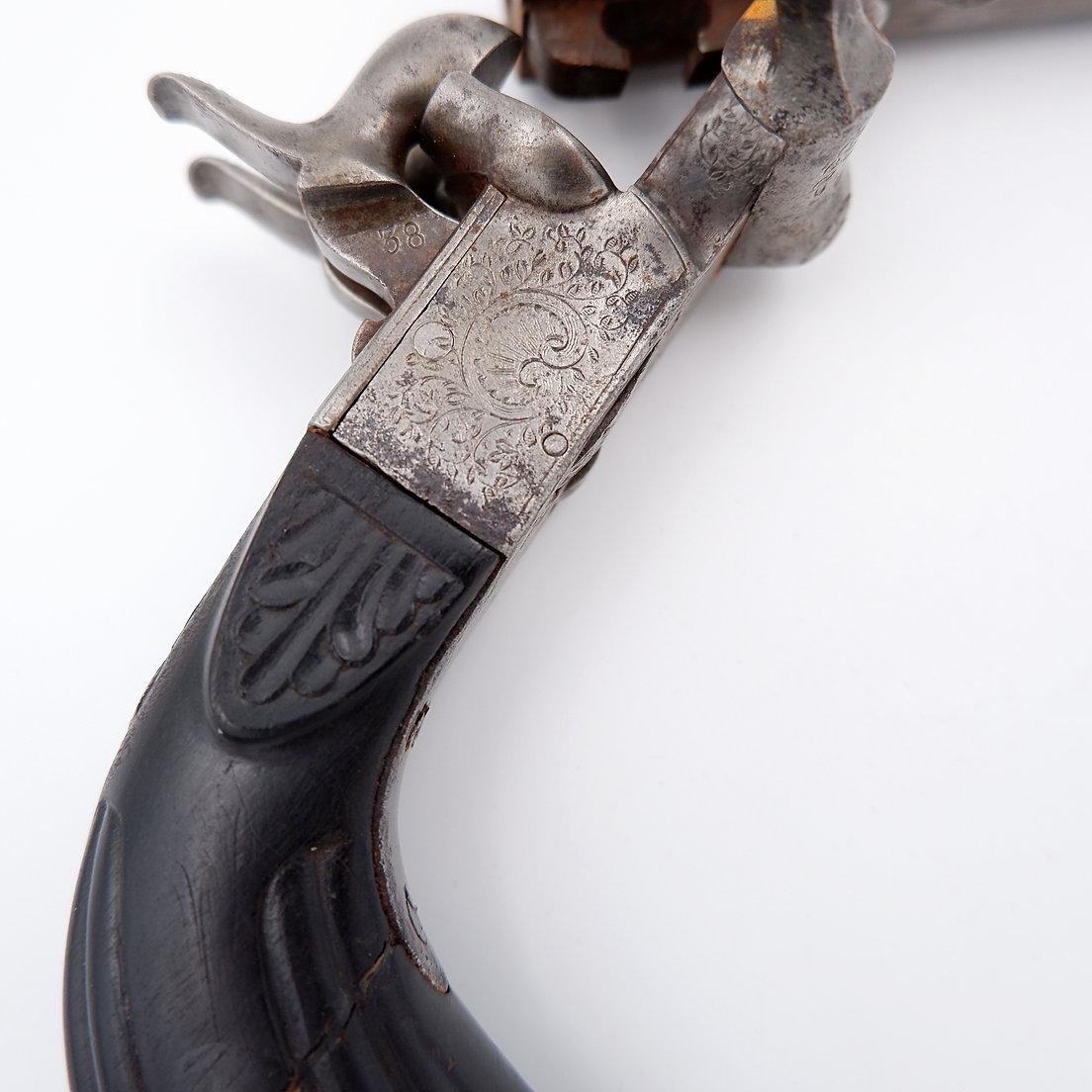 Pistola da caccia a doppia canna - Incisione con fogliame - Calcio in noce scanalato in vendita 6