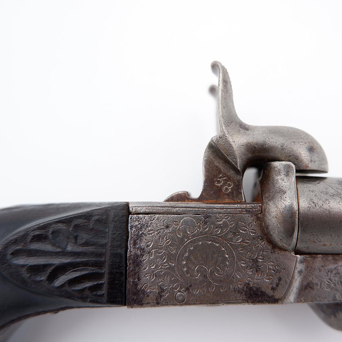 Pistola da caccia a doppia canna - Incisione con fogliame - Calcio in noce scanalato in vendita 1