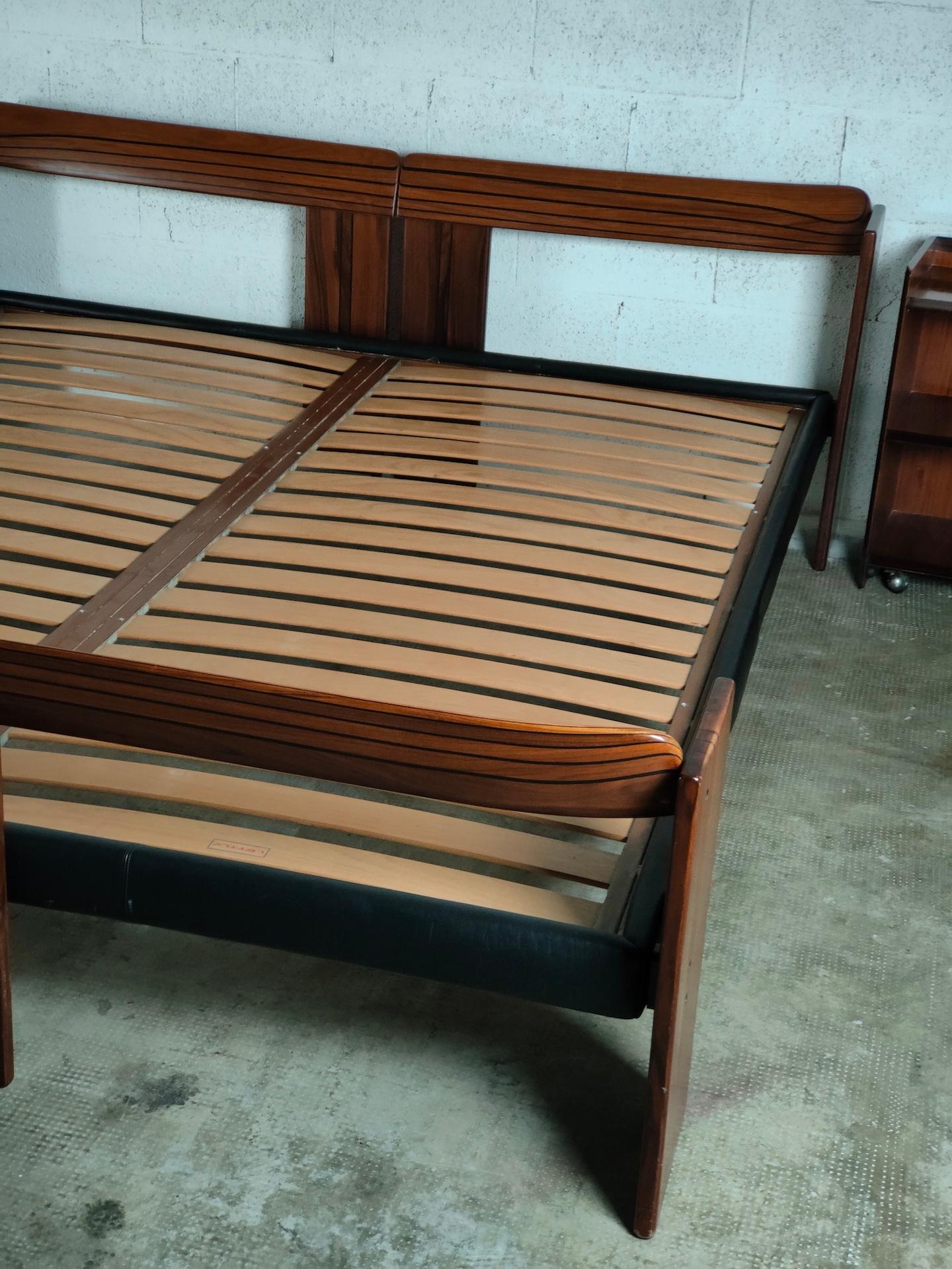 Italian Double bed and 2 nightstands Artona by Afra e Tobia Scarpa for Maxalto 1970s