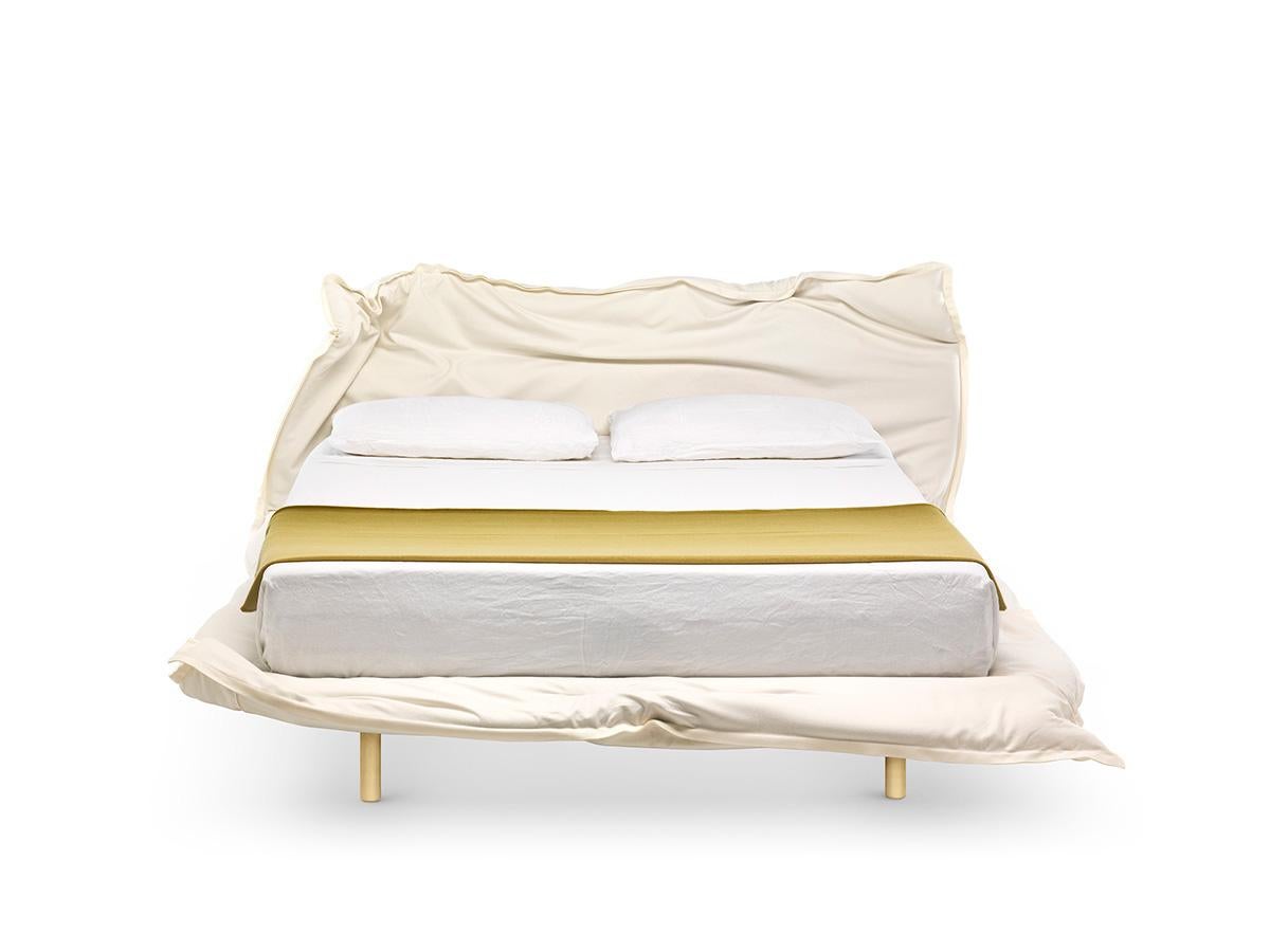 Double Bed Mogg BIG HUG design Claudio Bitetti - Slats 160 cm / 62.99 inch