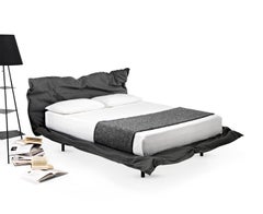Double Bed Mogg BIG HUG design Claudio Bitetti Slats 160x200cm /62.99x78.74 inch