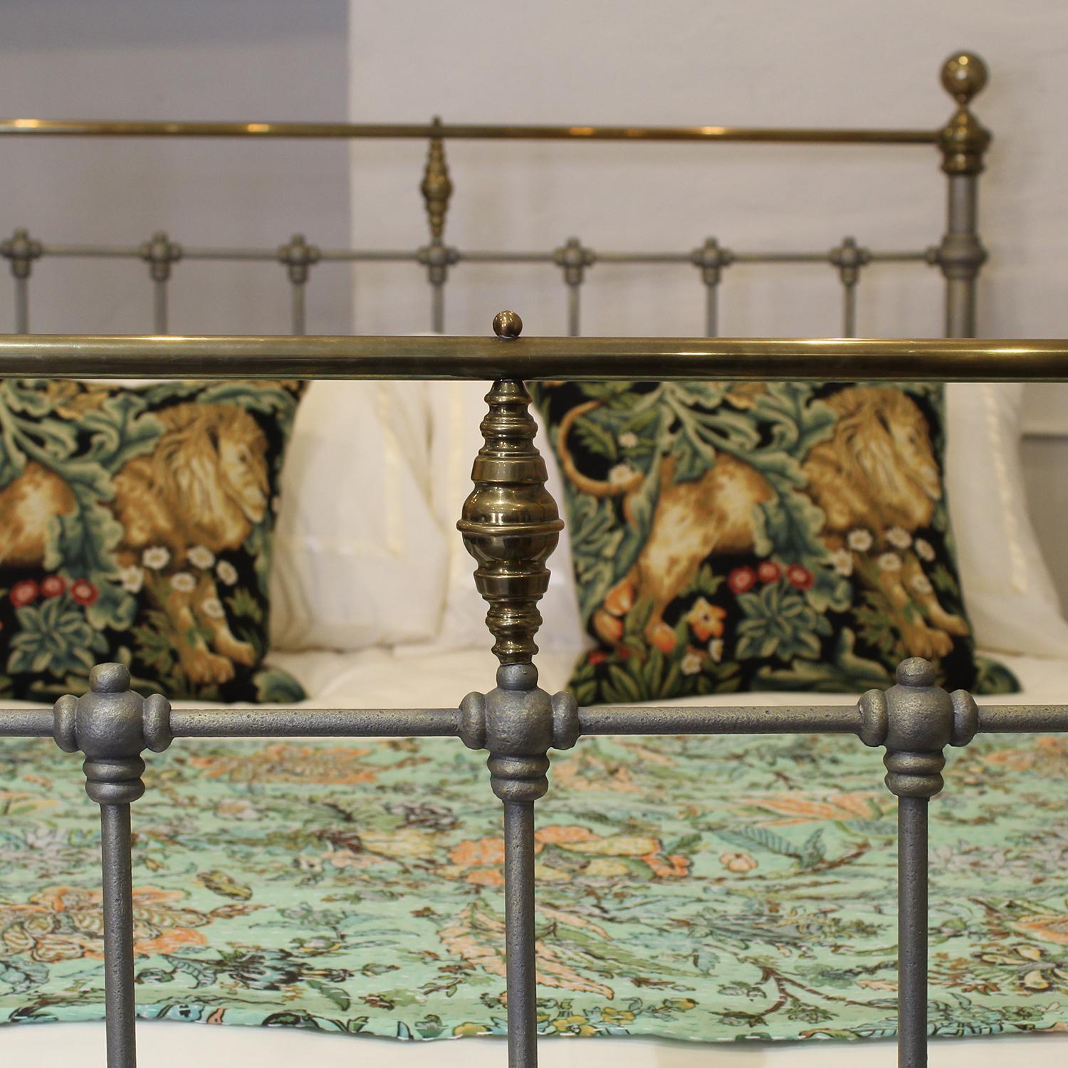 British Double Brass and Iron Antique Bed in Green and Gold MD147