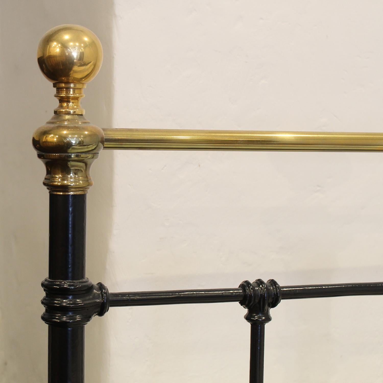 Victorian Double Brass and Iron Platform Antique Bed in Black MD146